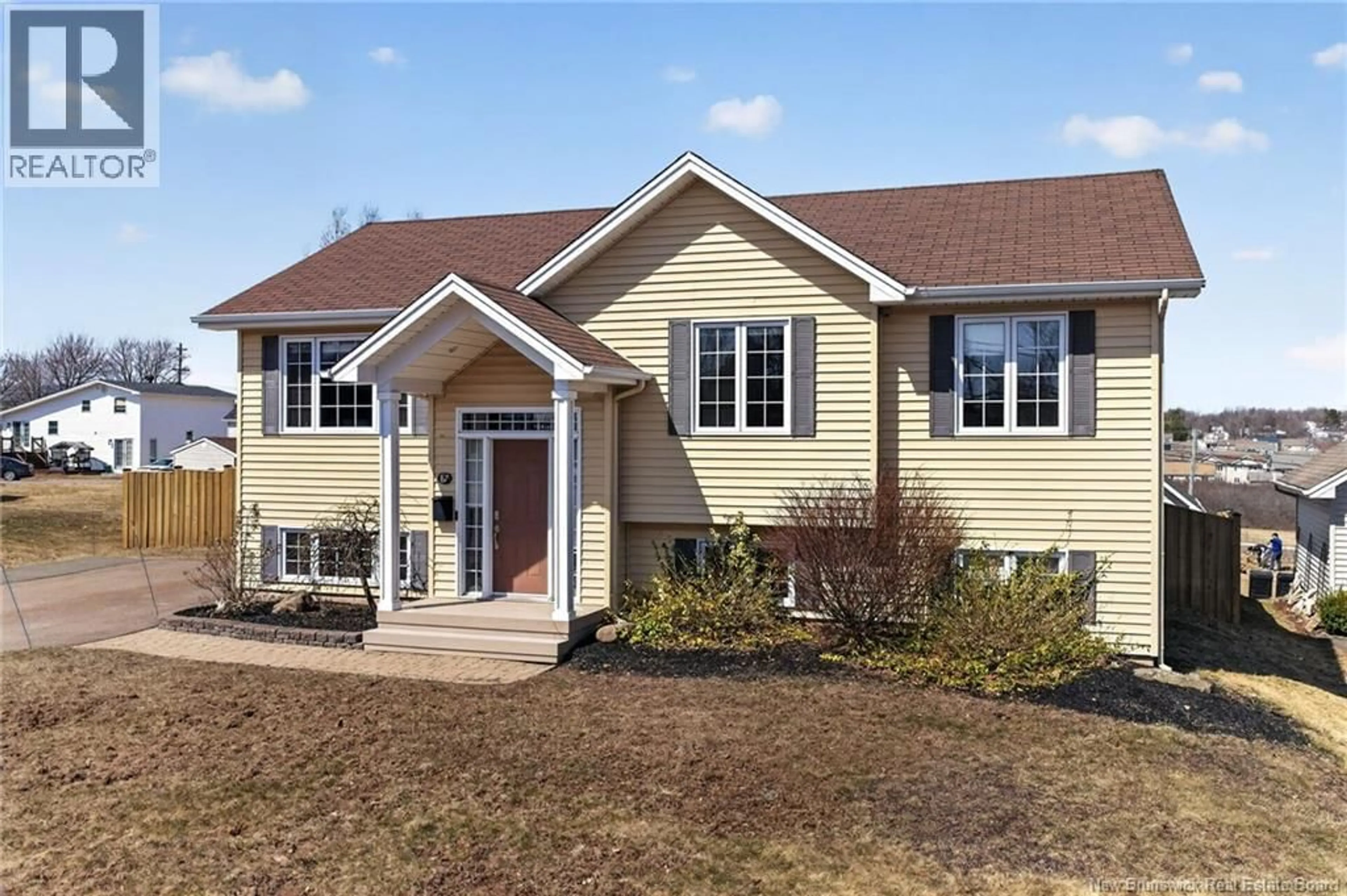 Home with vinyl exterior material, street for 87 FIDELE COURT, Dieppe New Brunswick E1A0C9