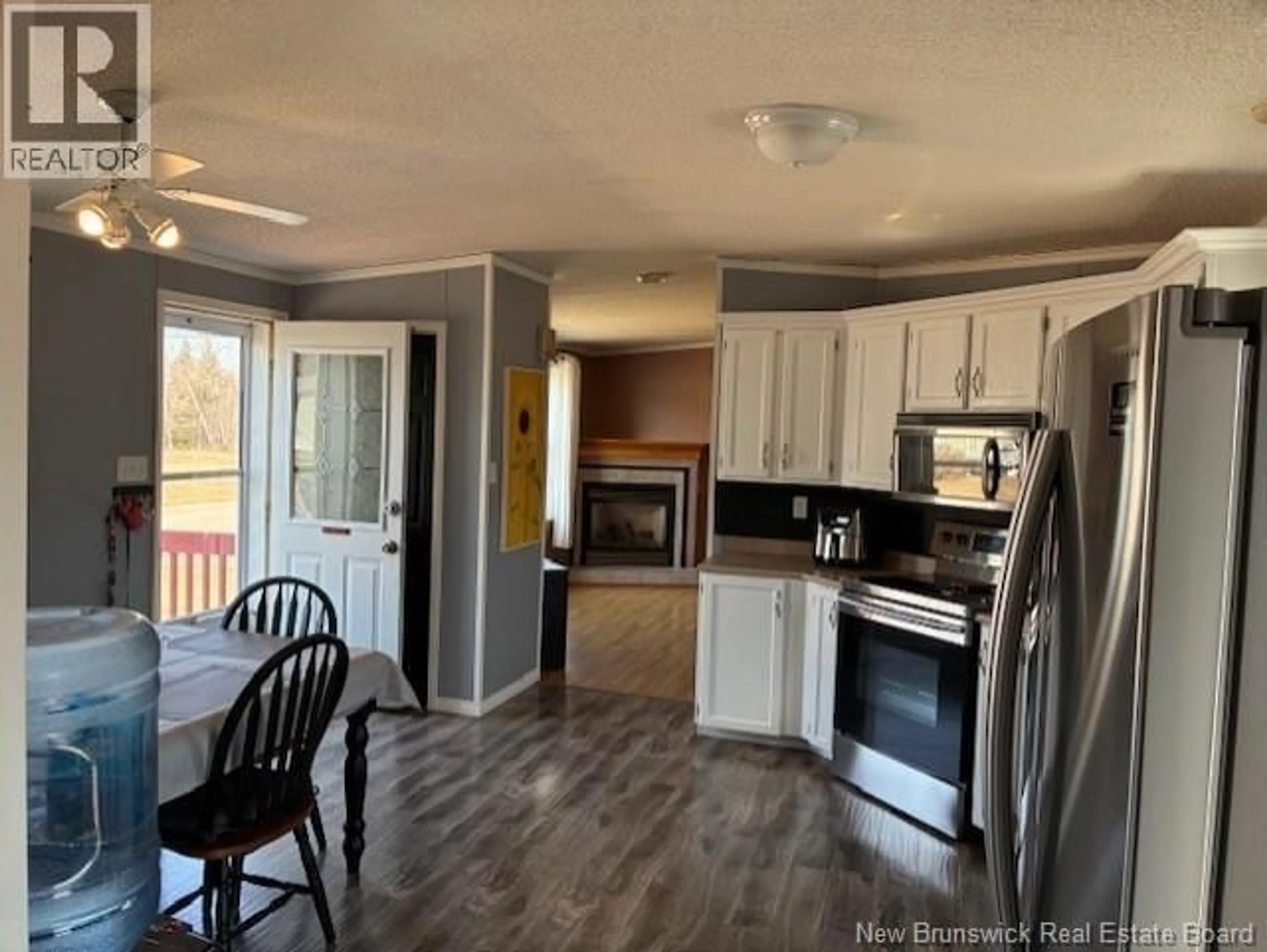 Open concept kitchen, unknown for 635 CHAMPLAIN STREET, Shediac New Brunswick E4P9C9