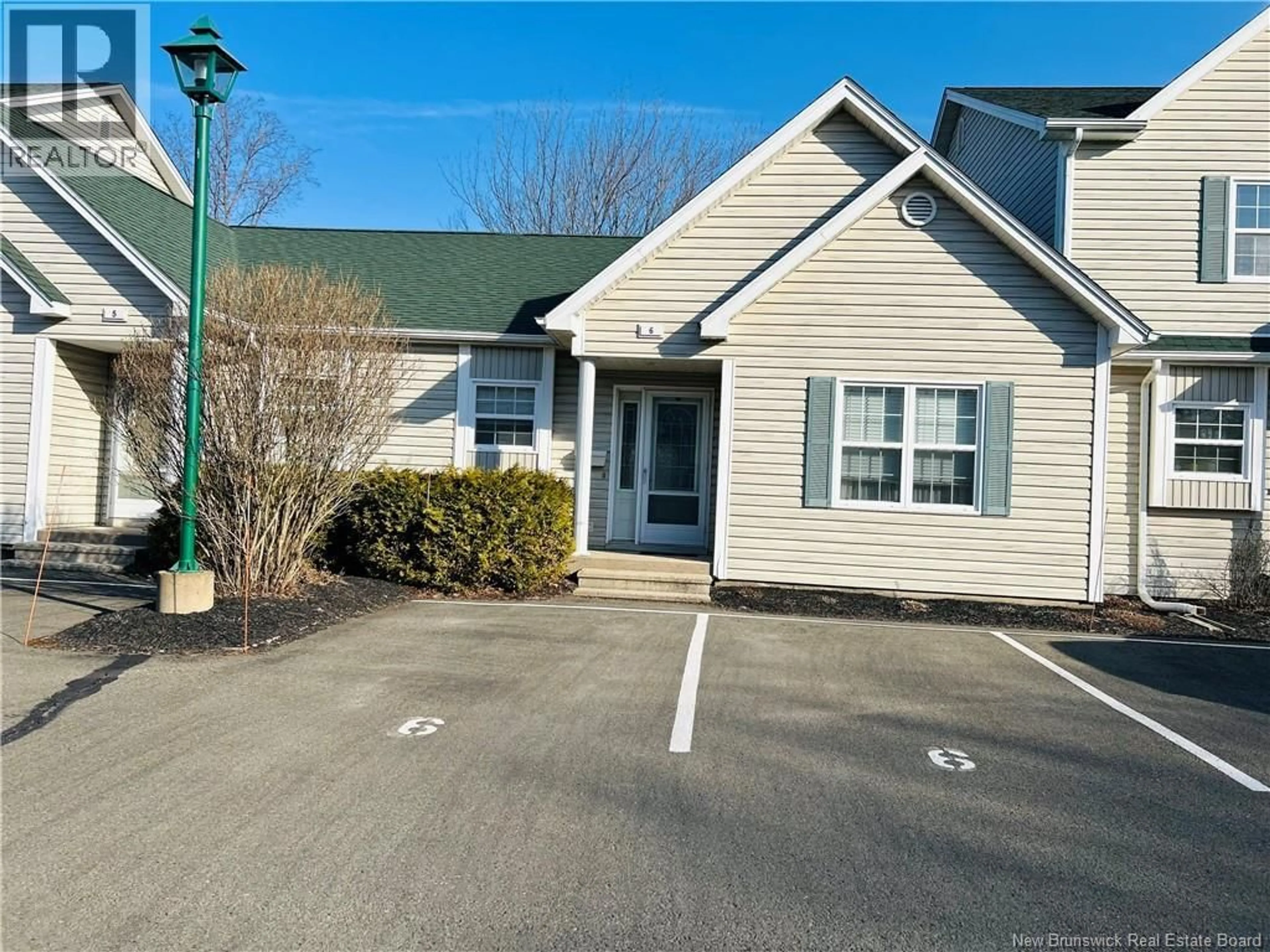Unknown for 6 - 354 AMIRAULT STREET, Dieppe New Brunswick E1A1G6