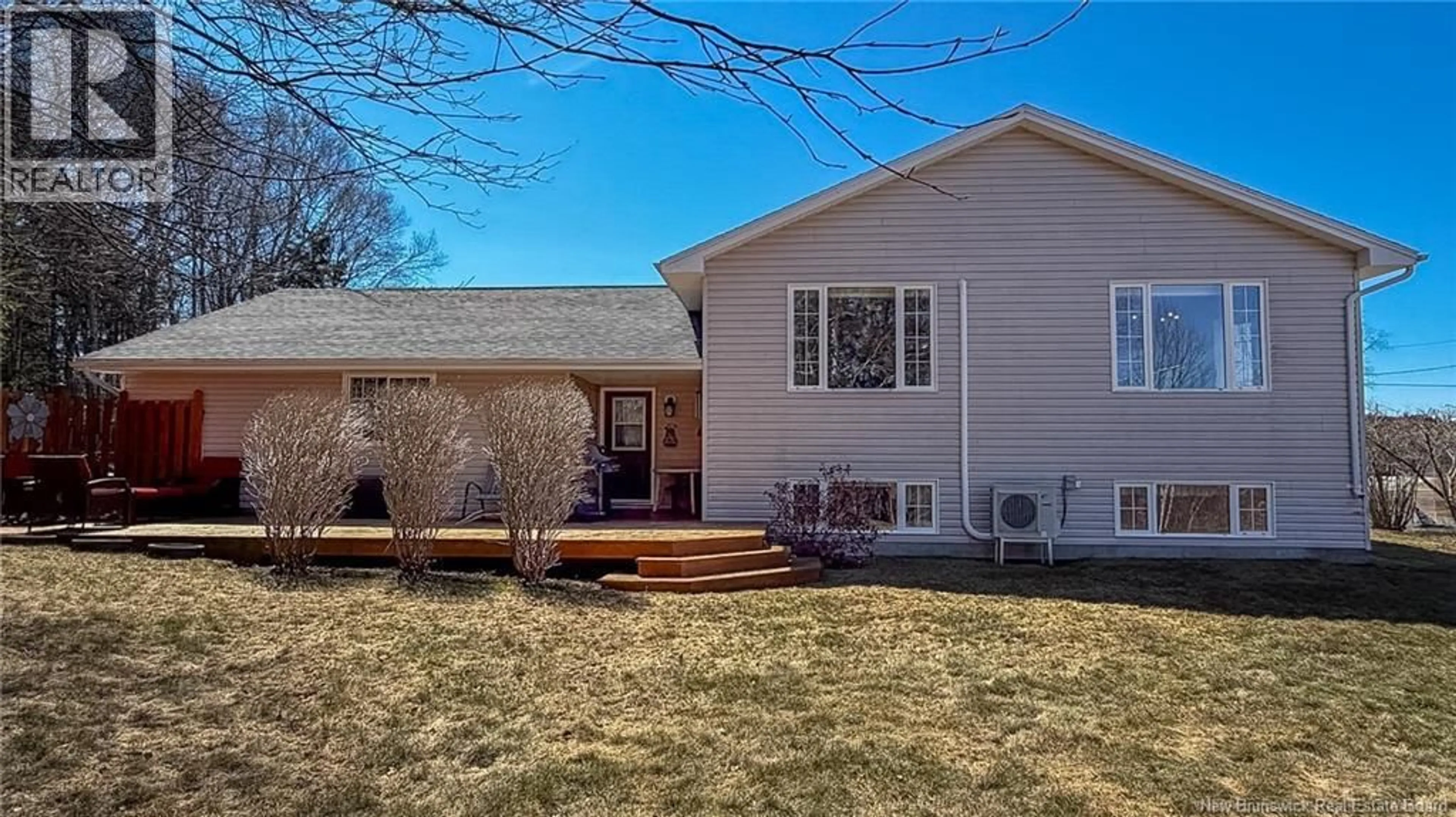 Home with vinyl exterior material, street for 6 BAYCREST DRIVE, Grand Bay-Westfield New Brunswick E5K2V4