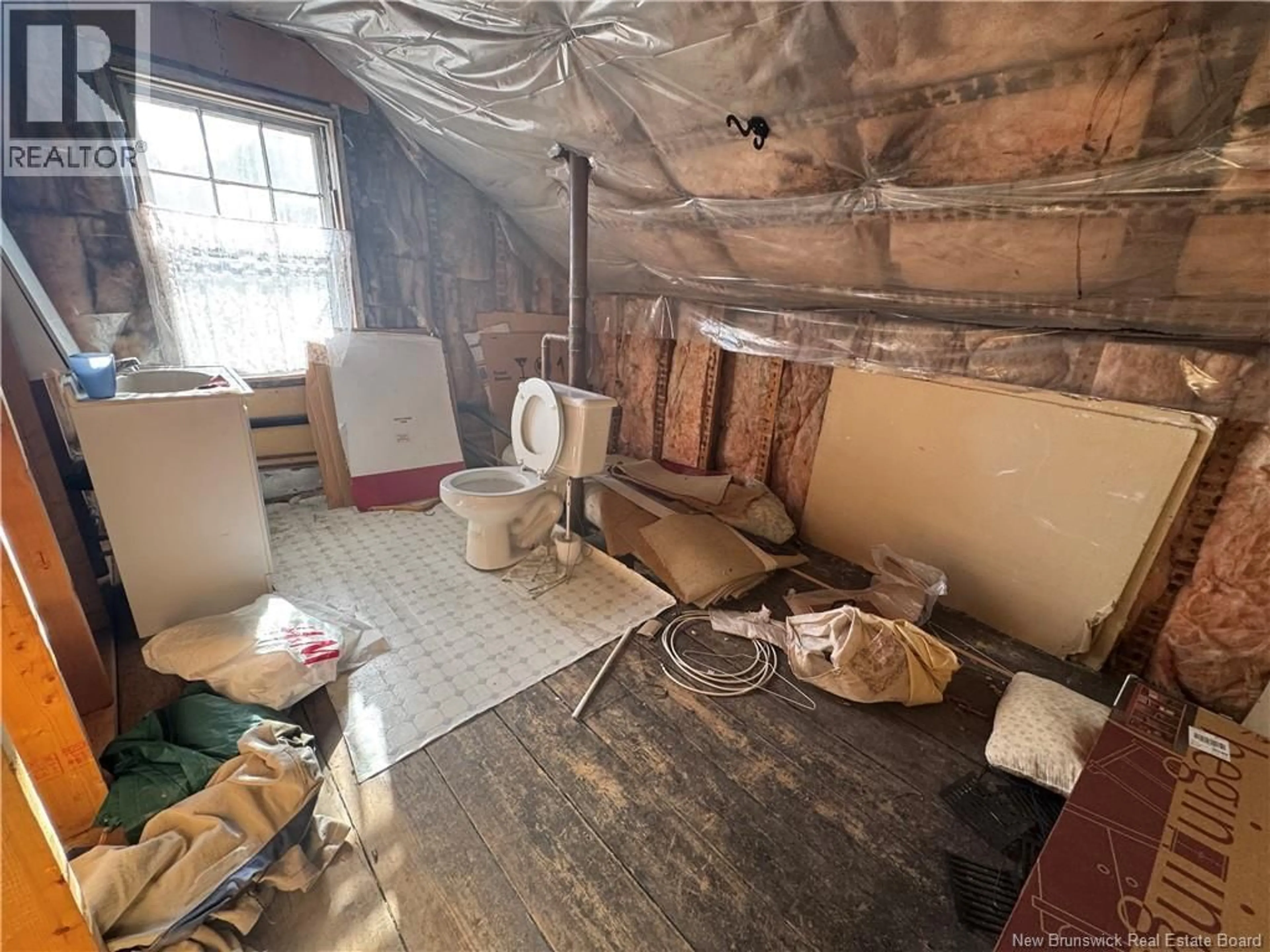 A pic of a room for 267 CHARLOTTE STREET, Saint John New Brunswick E2M1Y2