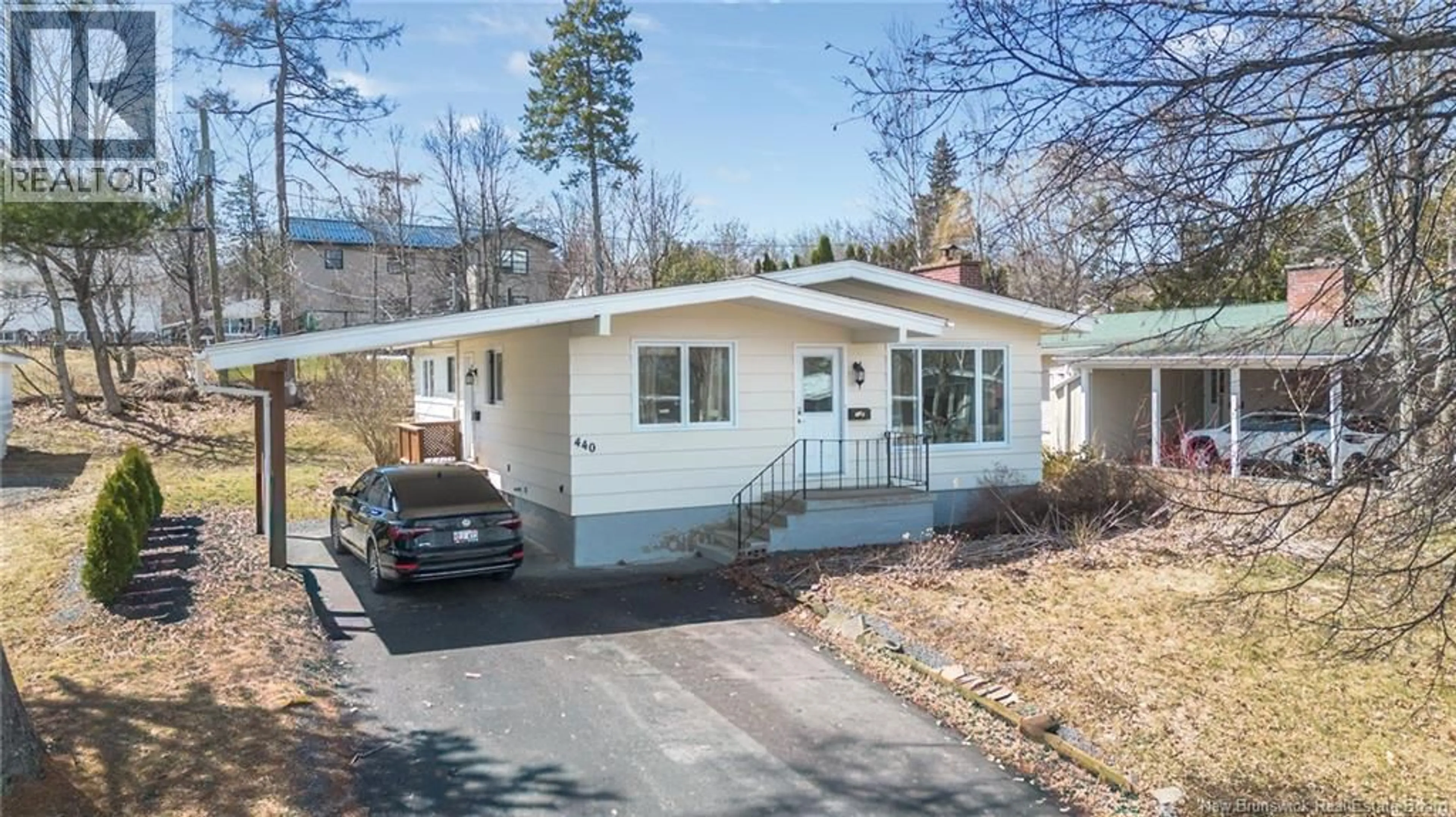 Home with vinyl exterior material, street for 440 PEDERSON CRESCENT, Fredericton New Brunswick E3B2Z2