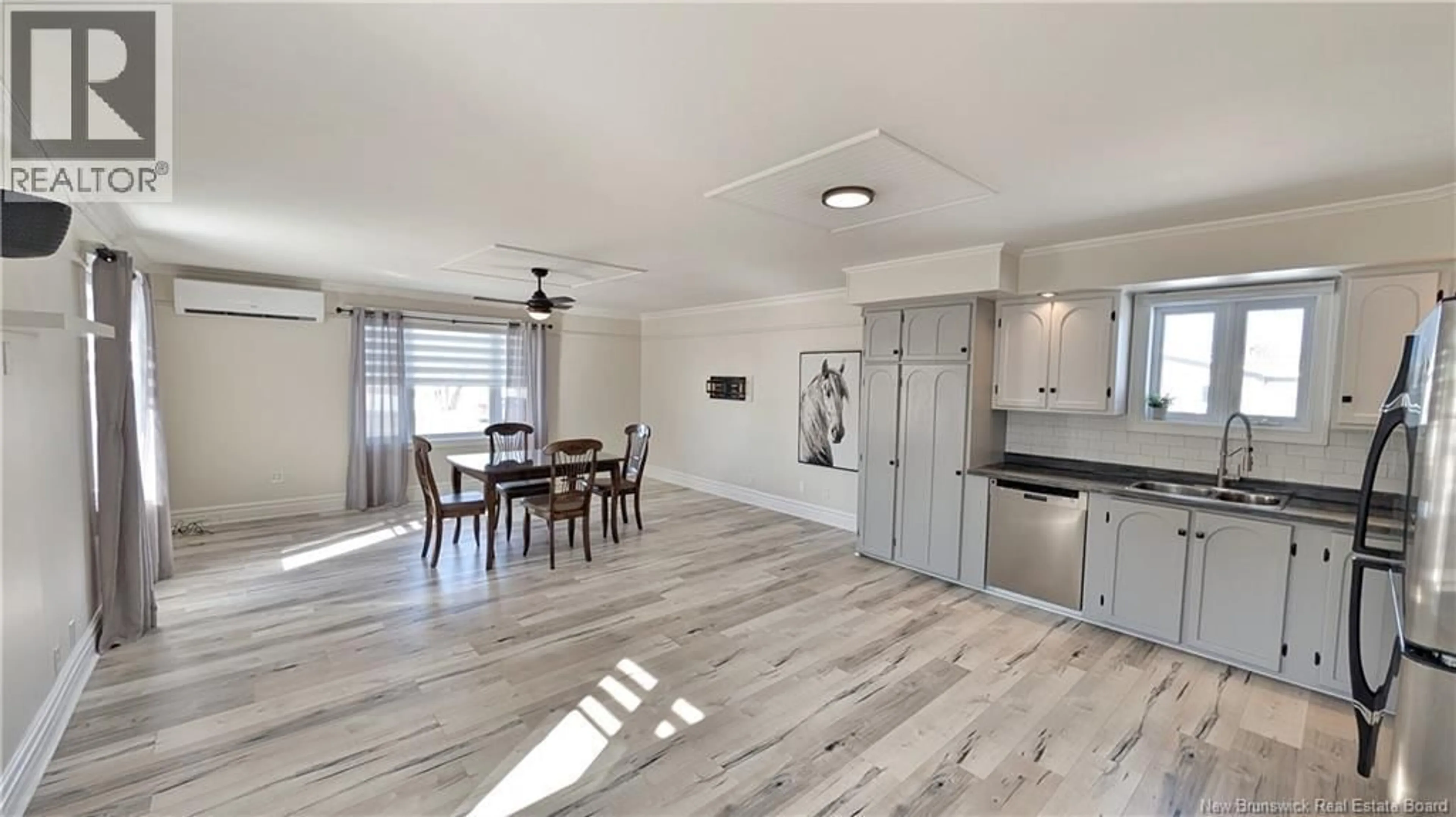 Open concept kitchen, unknown for 7756 RUE SAINT-PAUL, Bas-Caraquet New Brunswick E1W6C9
