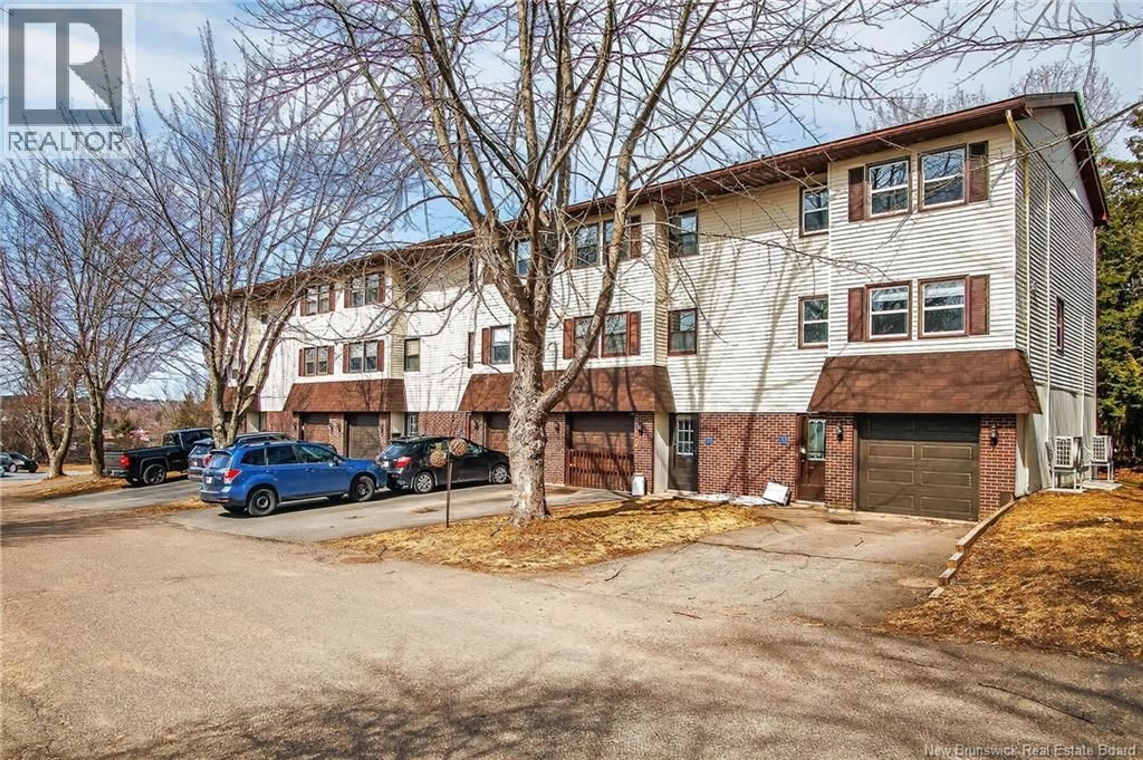 Unknown for 33 HILLSVIEW CRESCENT, Rothesay New Brunswick E2E3N4