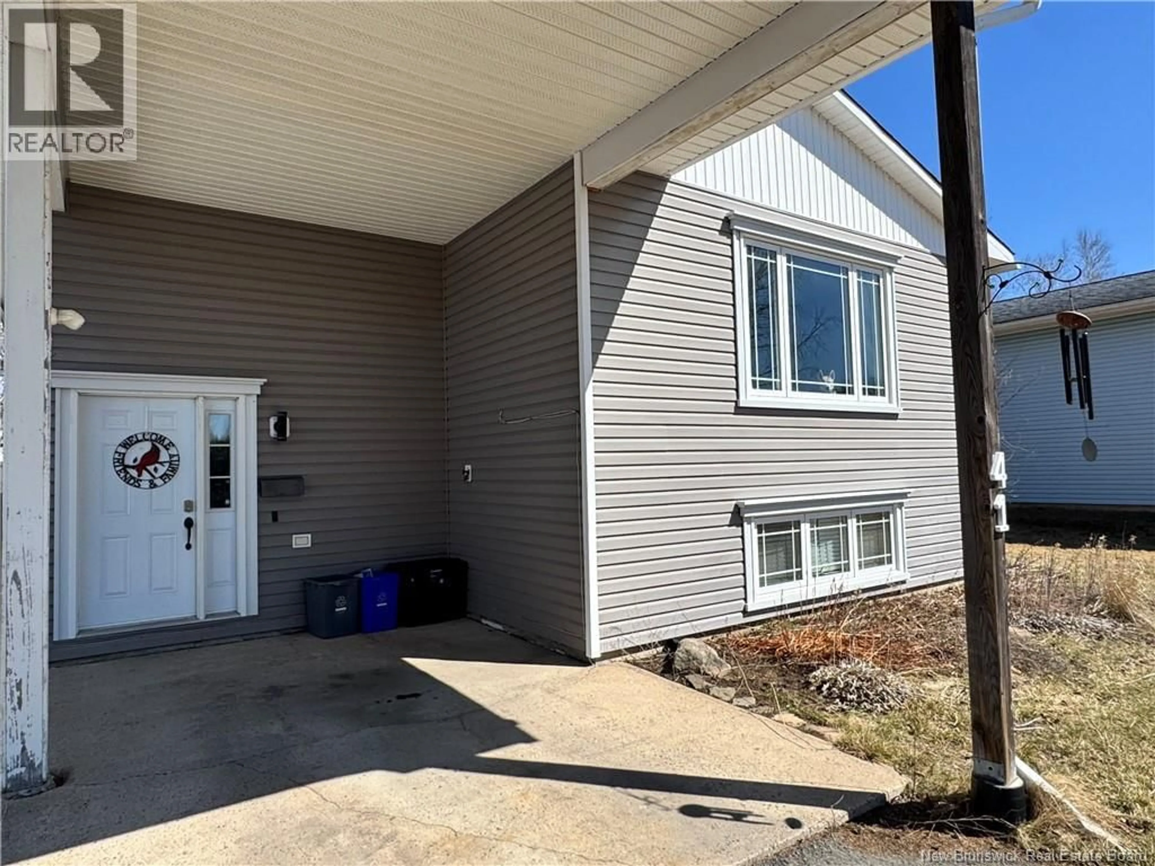 Home with vinyl exterior material, street for 41 ERICA CIRCLE, Oromocto New Brunswick E2V2M1