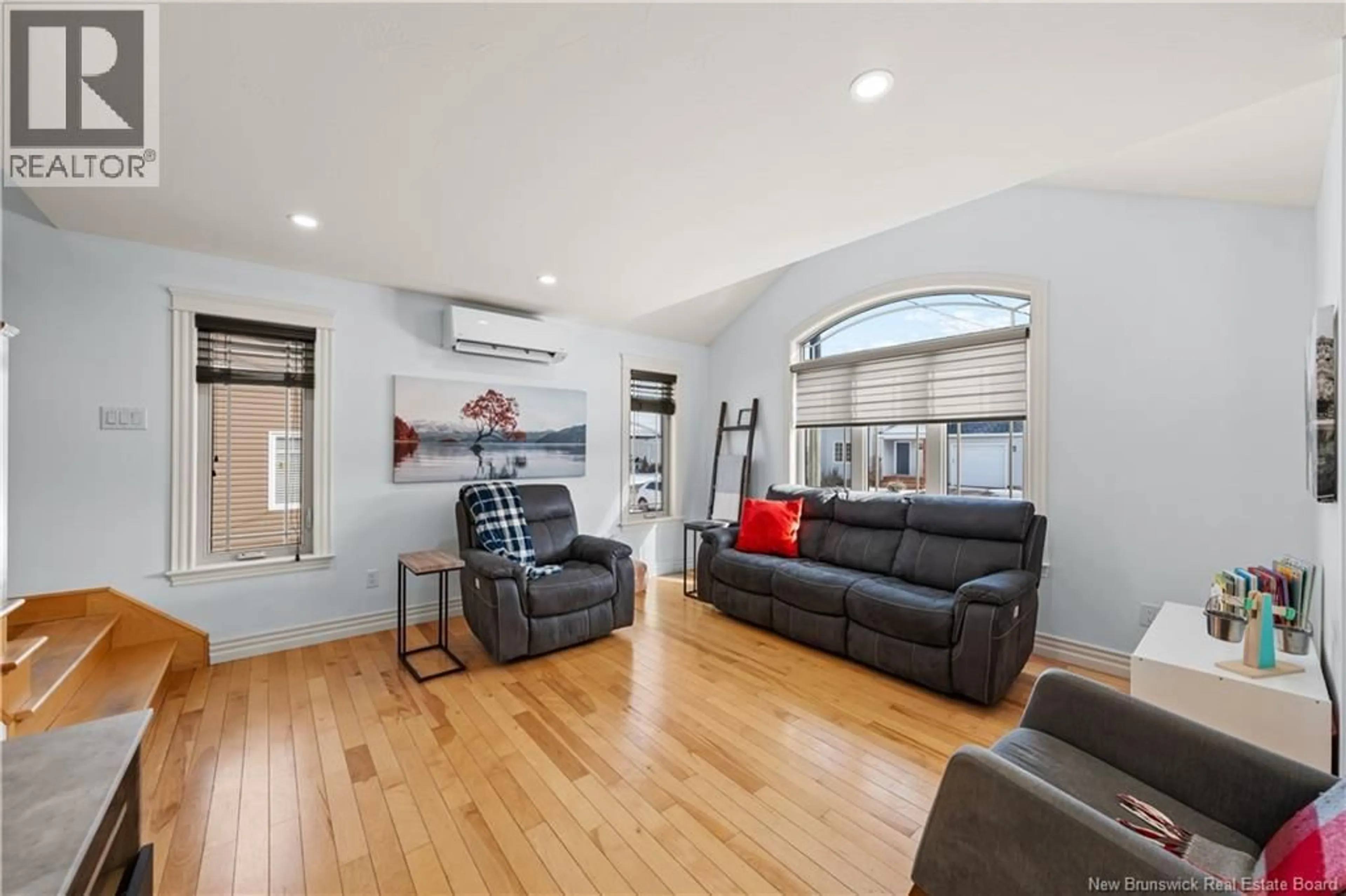 Living room with furniture, unknown for 91 SEBASTIEN STREET, Shediac New Brunswick E4P0K7