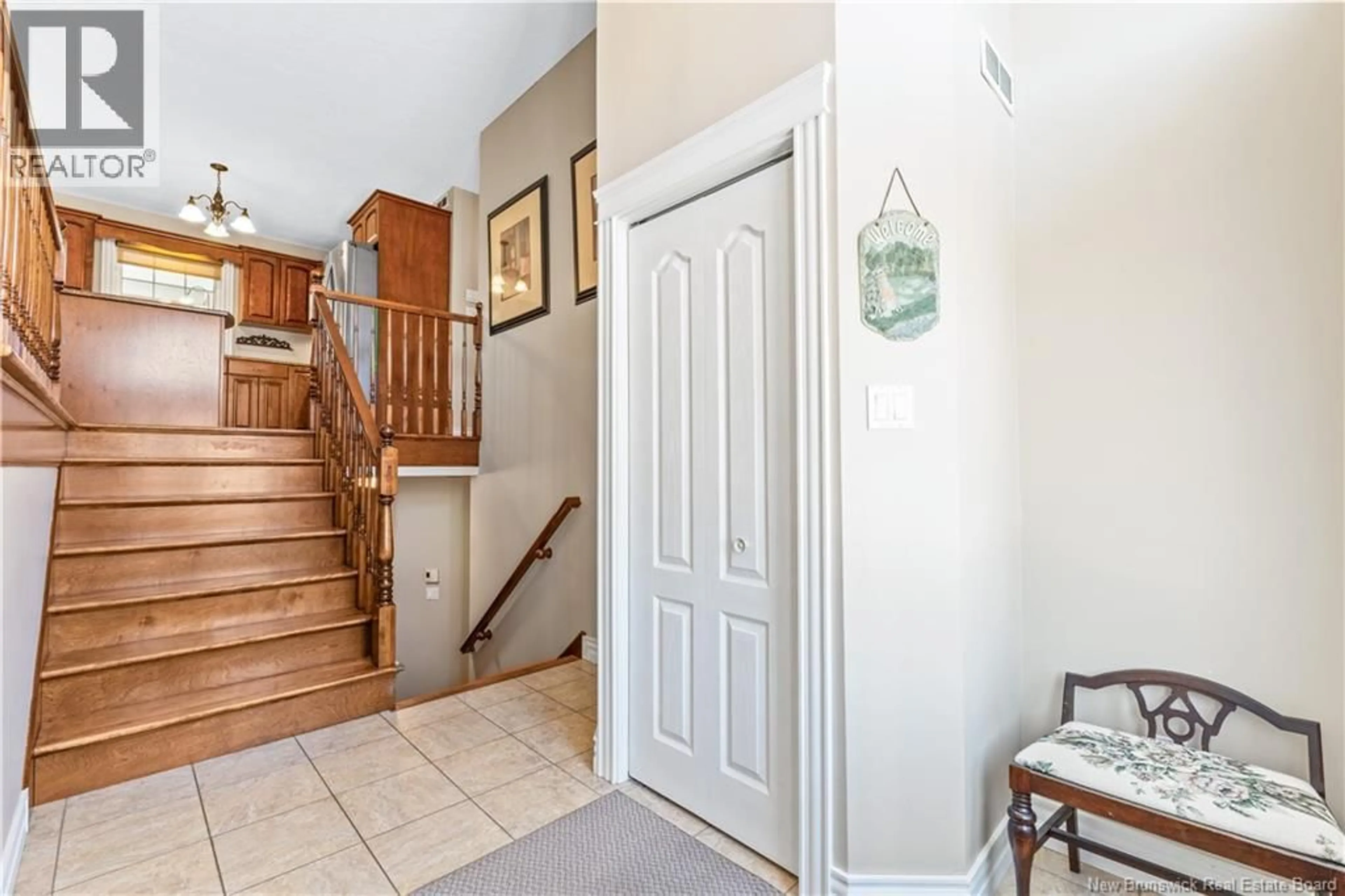 Indoor entryway for 22 JOEY STREET, Saint-Antoine New Brunswick E4V3L4