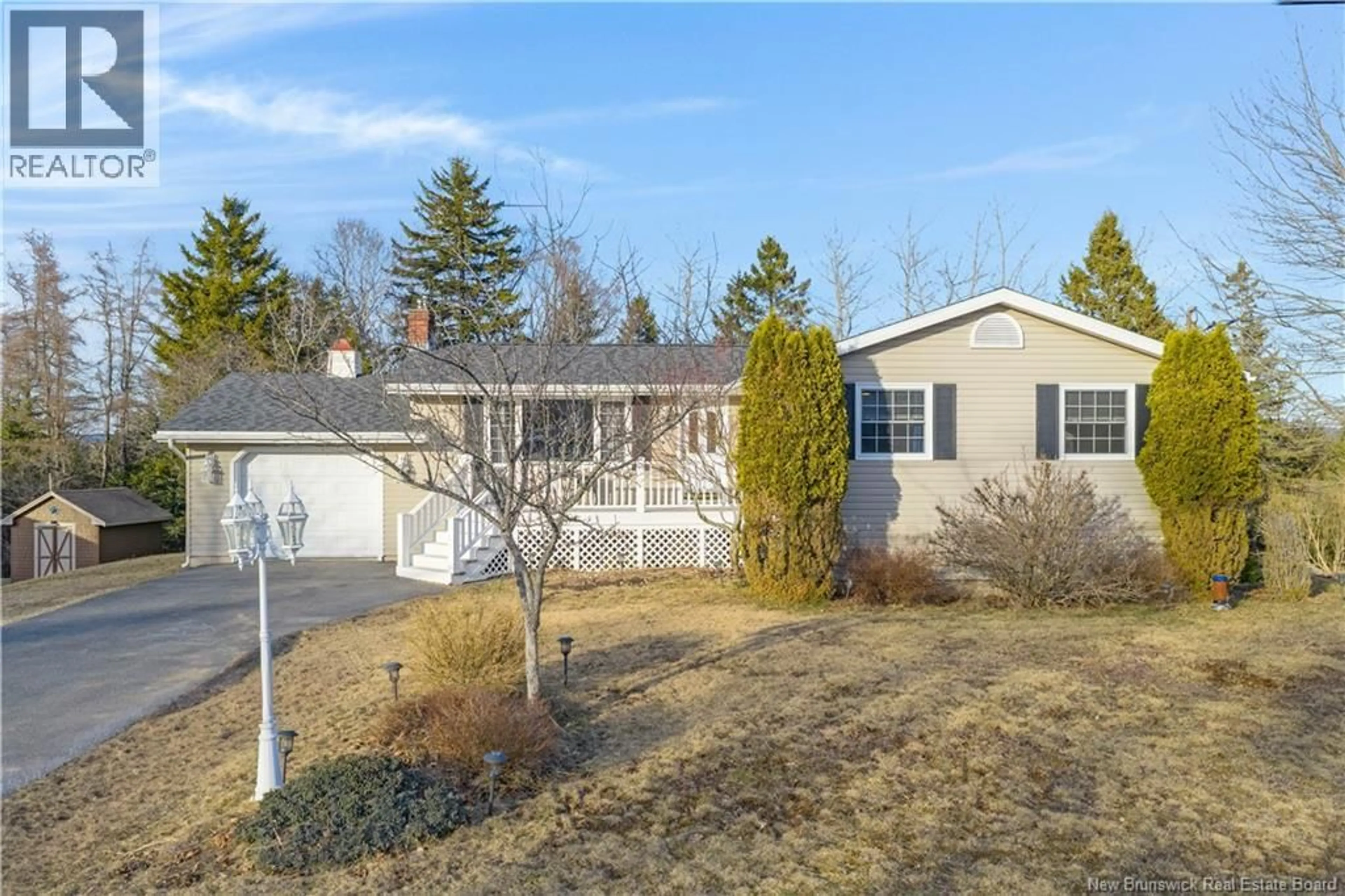 A pic from outside/outdoor area/front of a property/back of a property/a pic from drone, street for 13 SUSAN STREET, Quispamsis New Brunswick E2E4T5