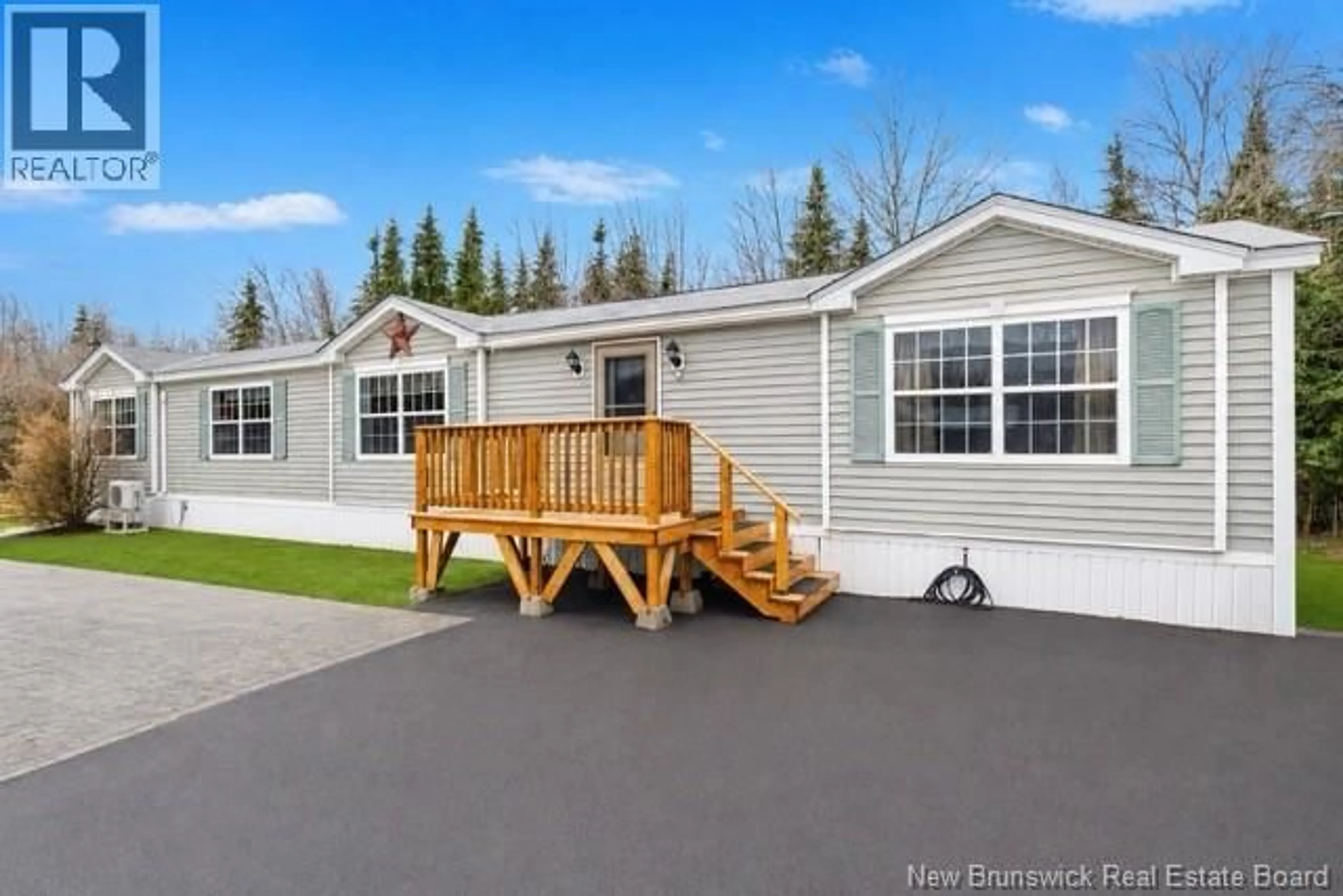 Home with vinyl exterior material, unknown for 11 WENDY CRECENT, Rusagonis New Brunswick E3B8X9