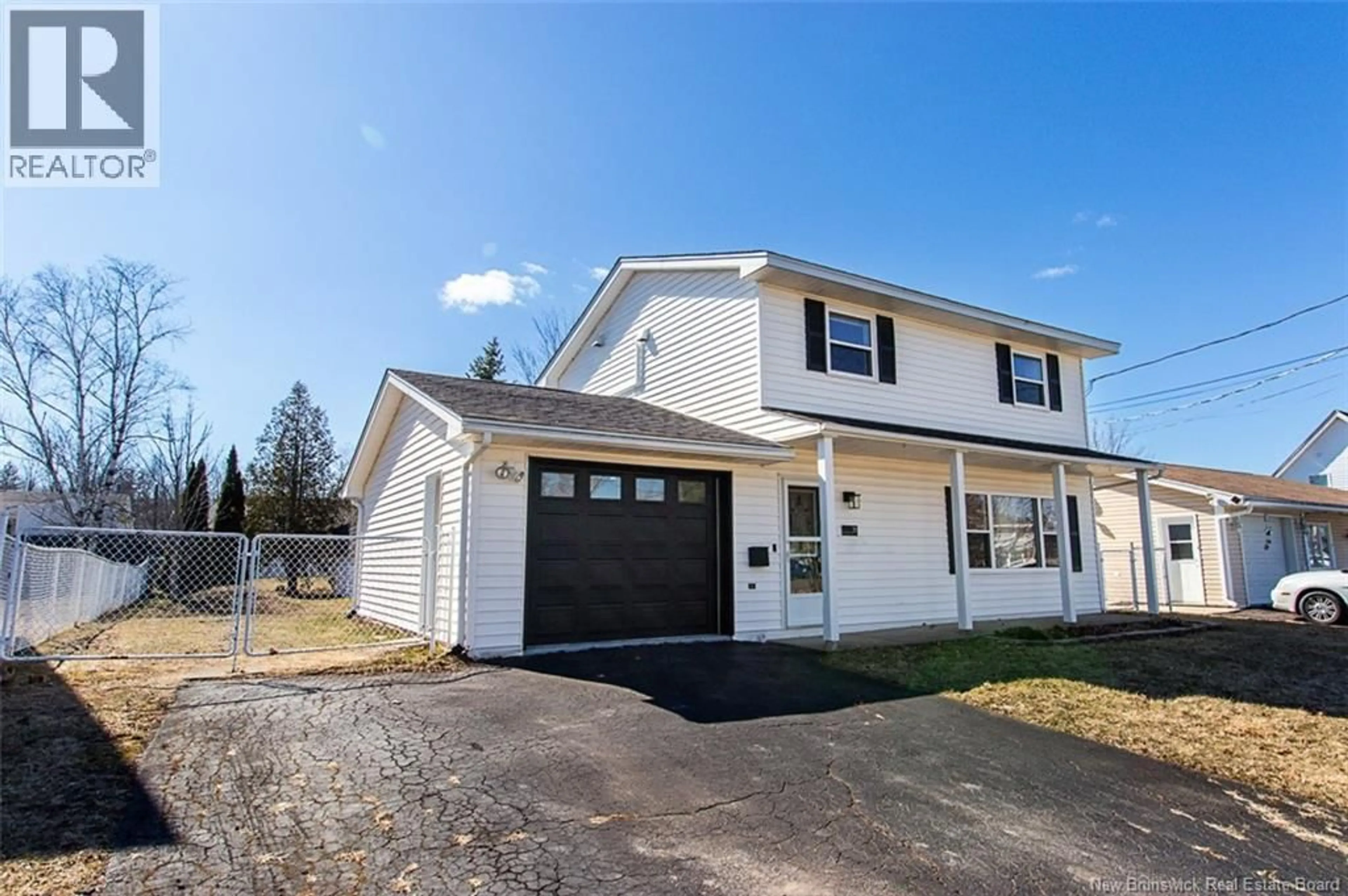 Home with vinyl exterior material, street for 18 SIMPSON, Riverview New Brunswick E1B4P2