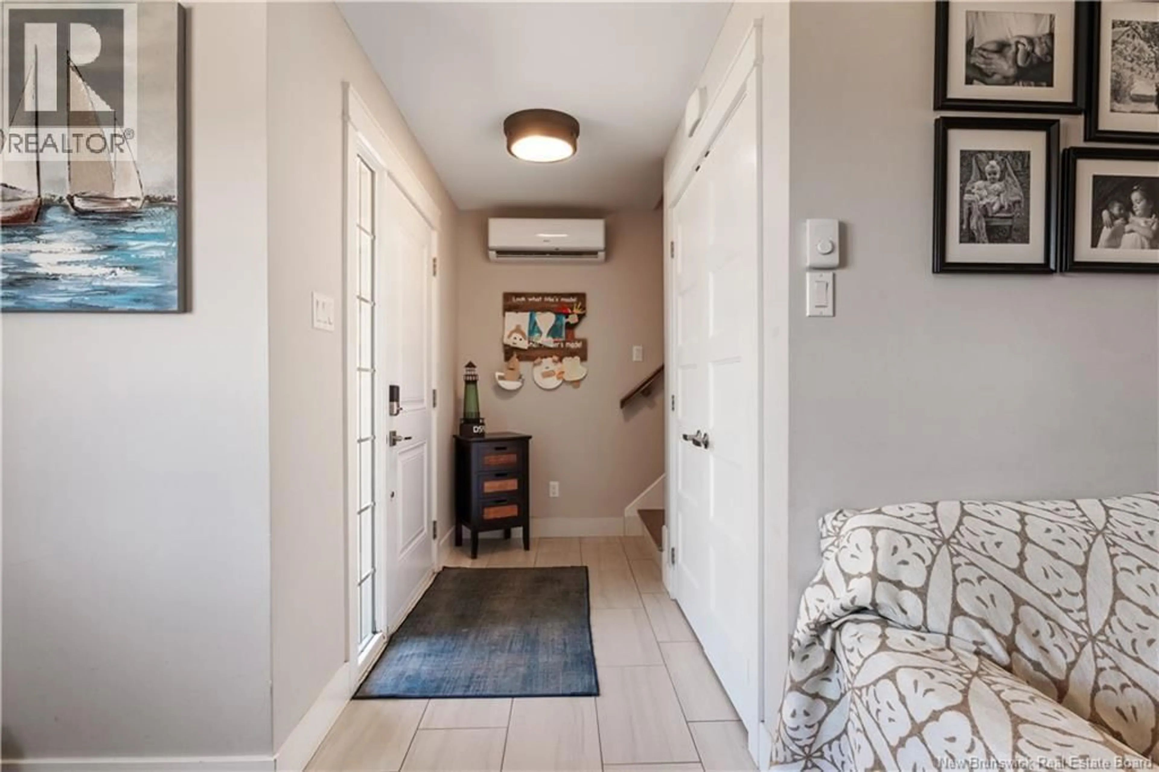 Indoor entryway for 65 NEWCOMBE, Moncton New Brunswick E1A9V4