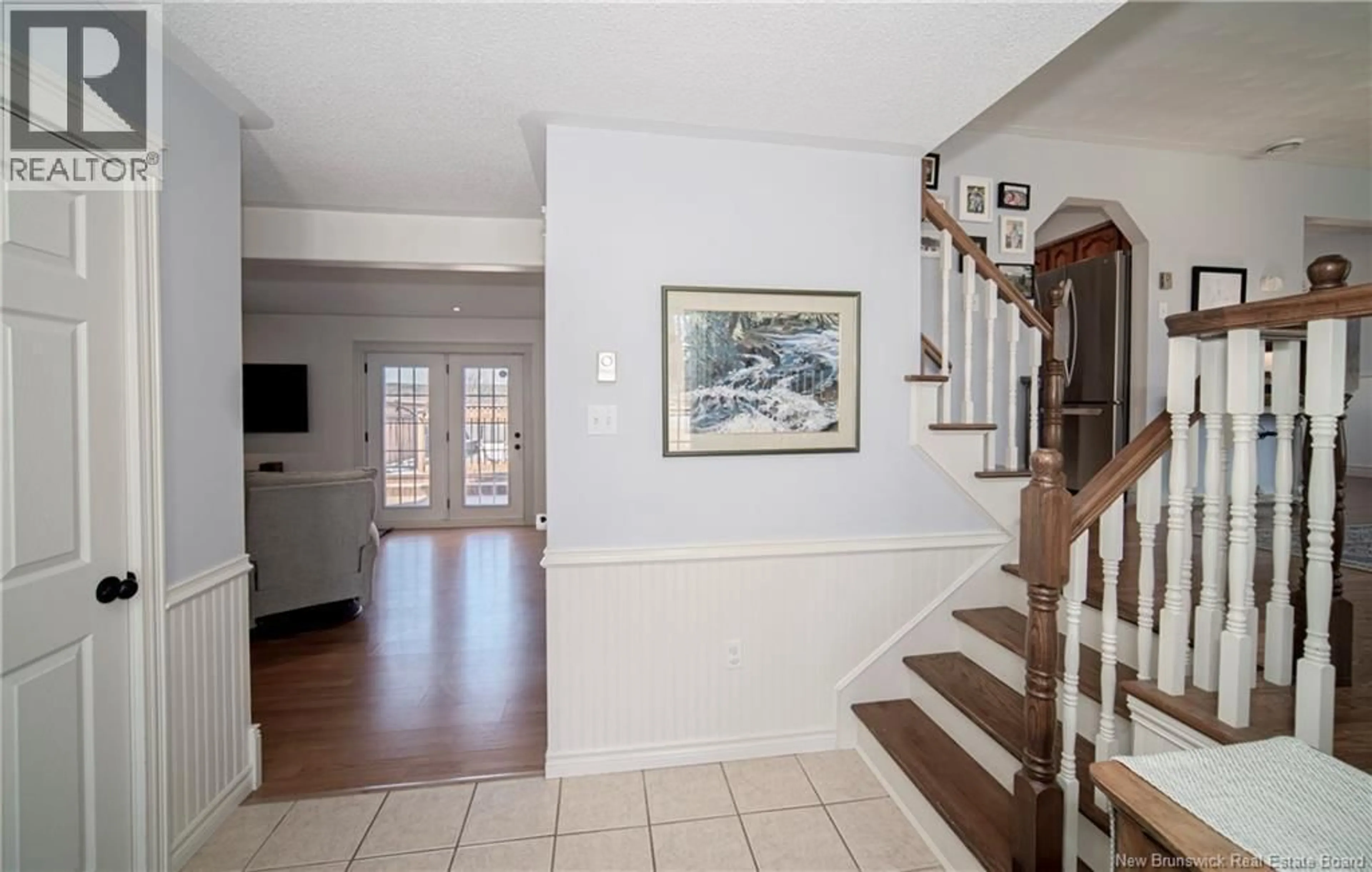 Indoor foyer for 419 CHERRY AVENUE, Fredericton New Brunswick E3A5L2