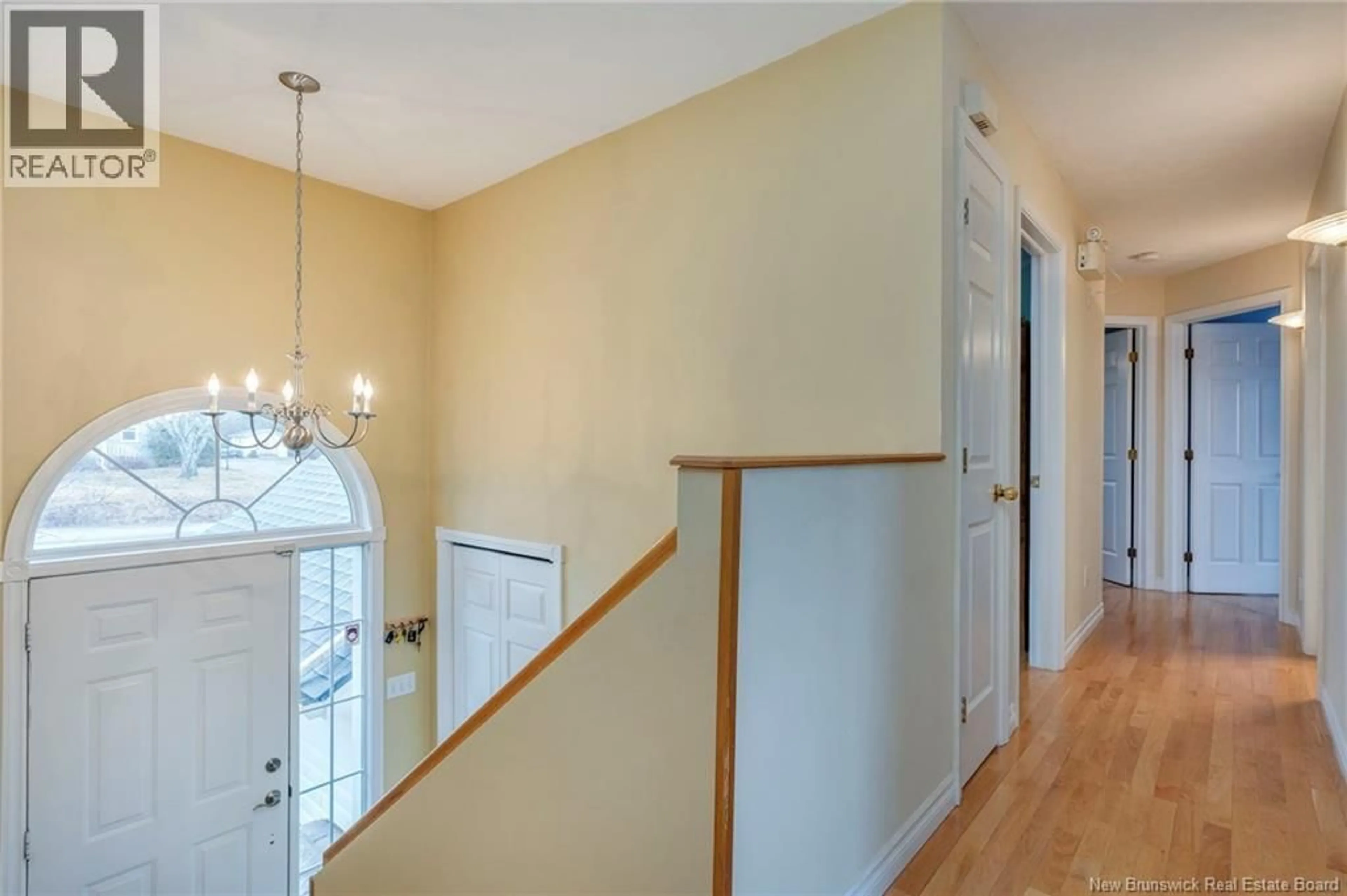Indoor foyer for 965 COVERDALE ROAD, Riverview New Brunswick E1B5E4