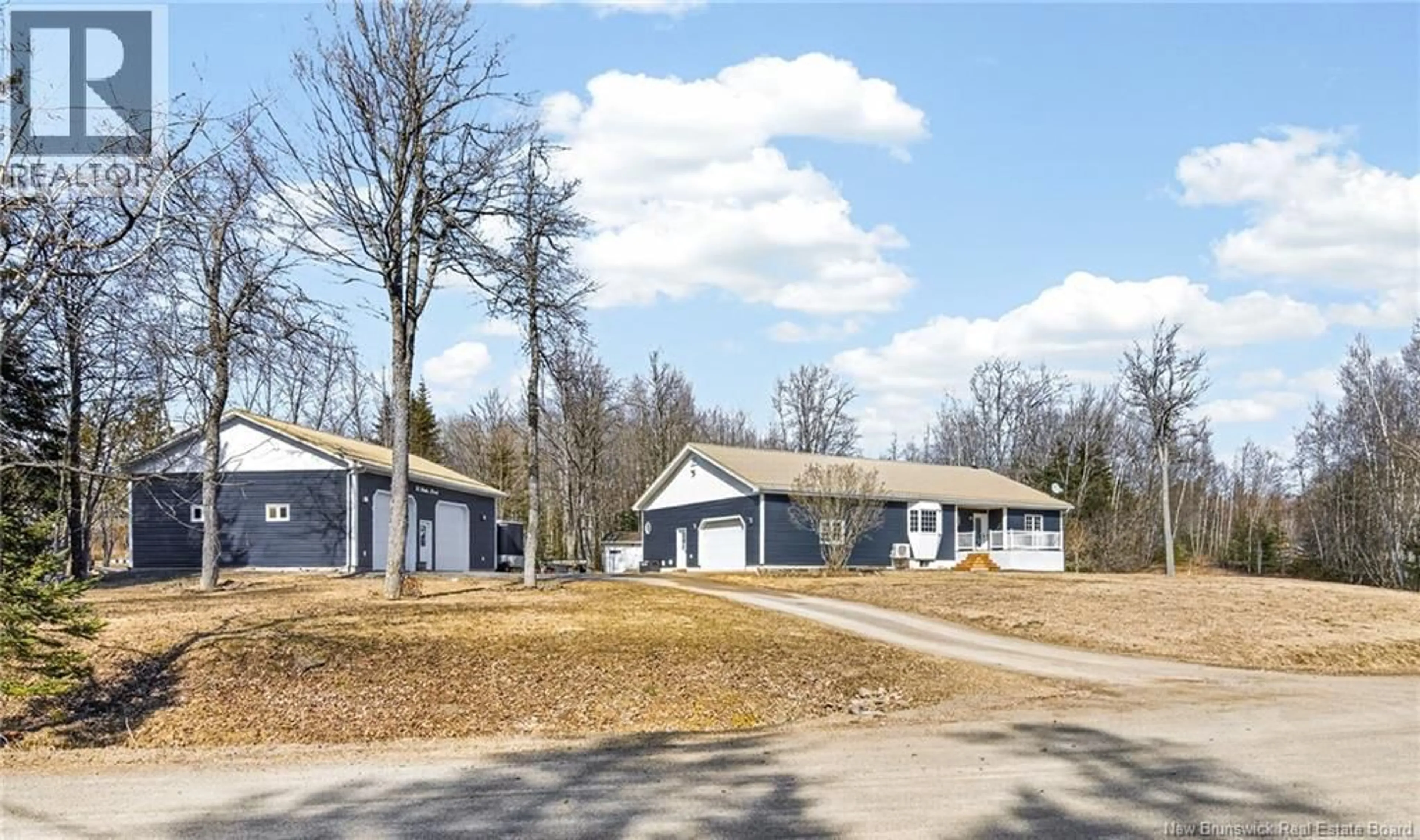 A pic from outside/outdoor area/front of a property/back of a property/a pic from drone, street for 38 SHEILA, Berry Mills New Brunswick E1G4X4