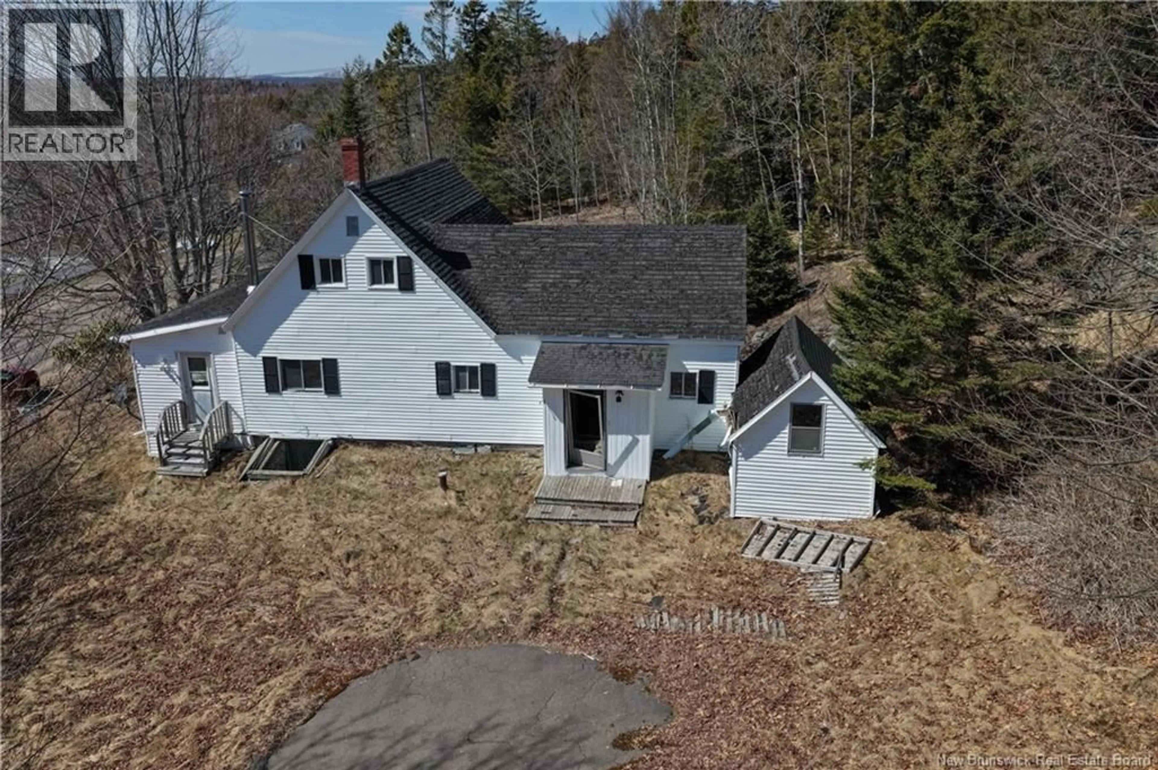 A pic from outside/outdoor area/front of a property/back of a property/a pic from drone, unknown for 971 RTE 772, Fairhaven New Brunswick E3L1P2