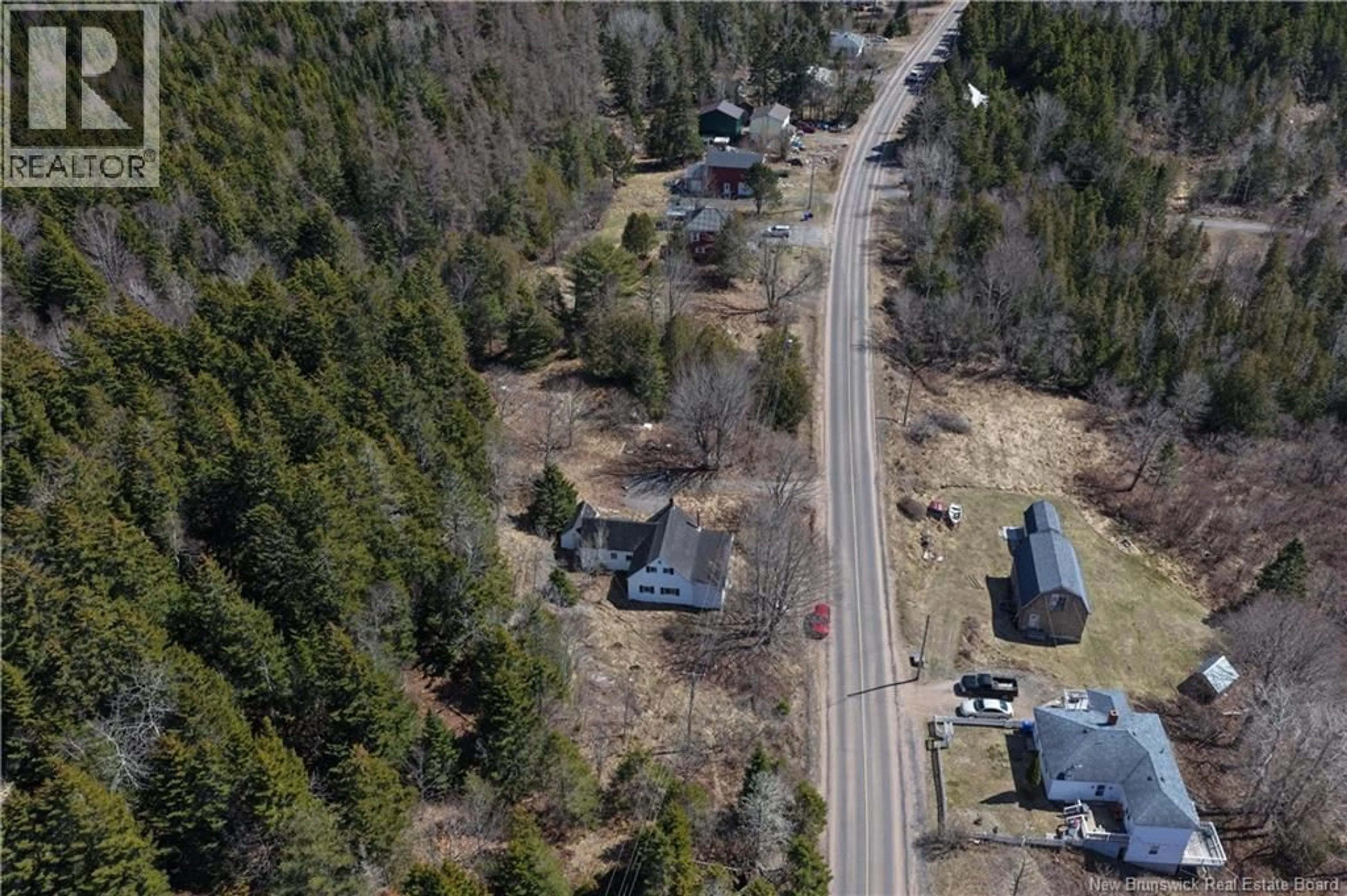 A pic from outside/outdoor area/front of a property/back of a property/a pic from drone, street for 971 RTE 772, Fairhaven New Brunswick E3L1P2