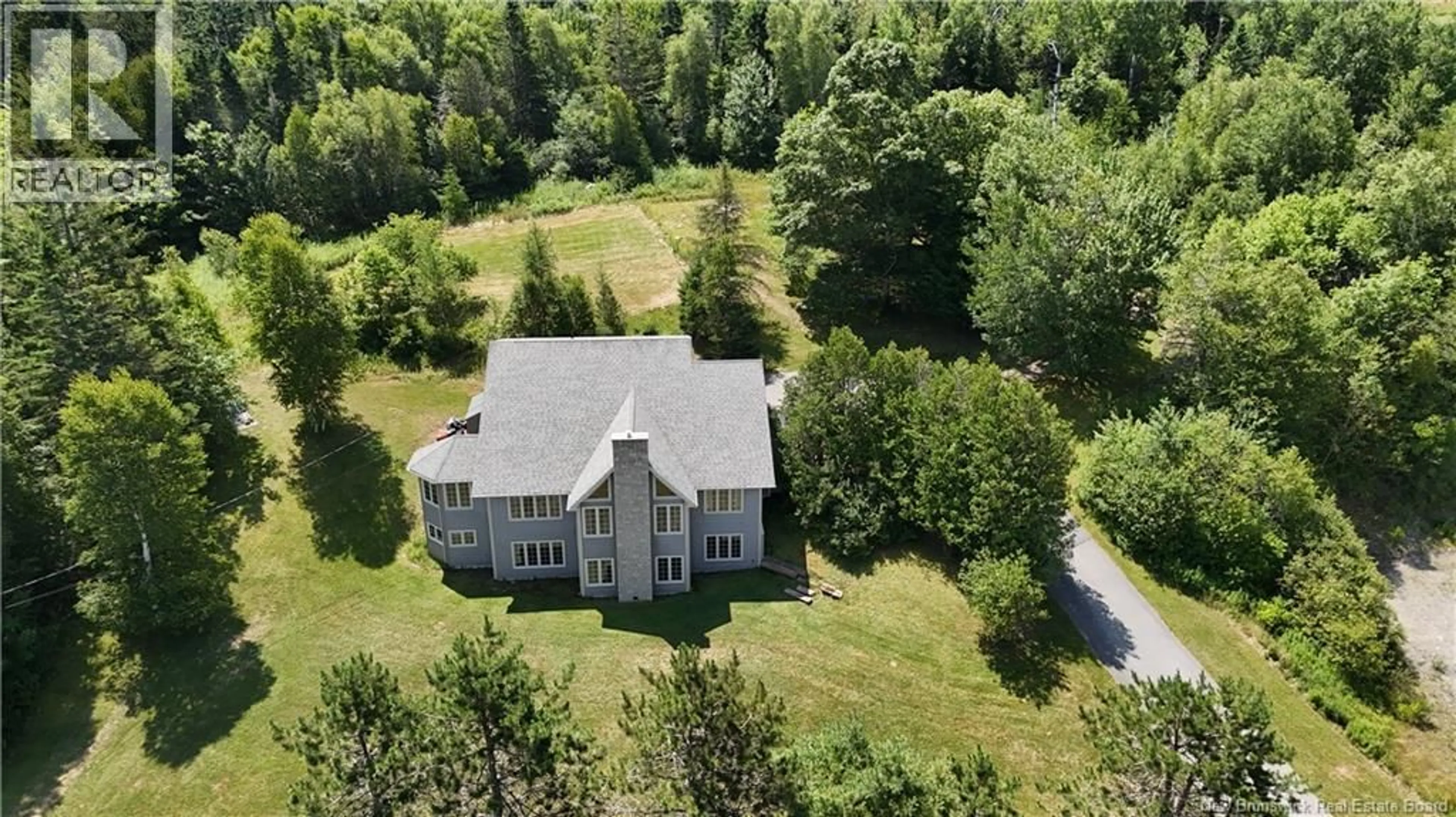 A pic from outside/outdoor area/front of a property/back of a property/a pic from drone, building for 96 BRUNSWICK STREET, St George New Brunswick E5C1A9