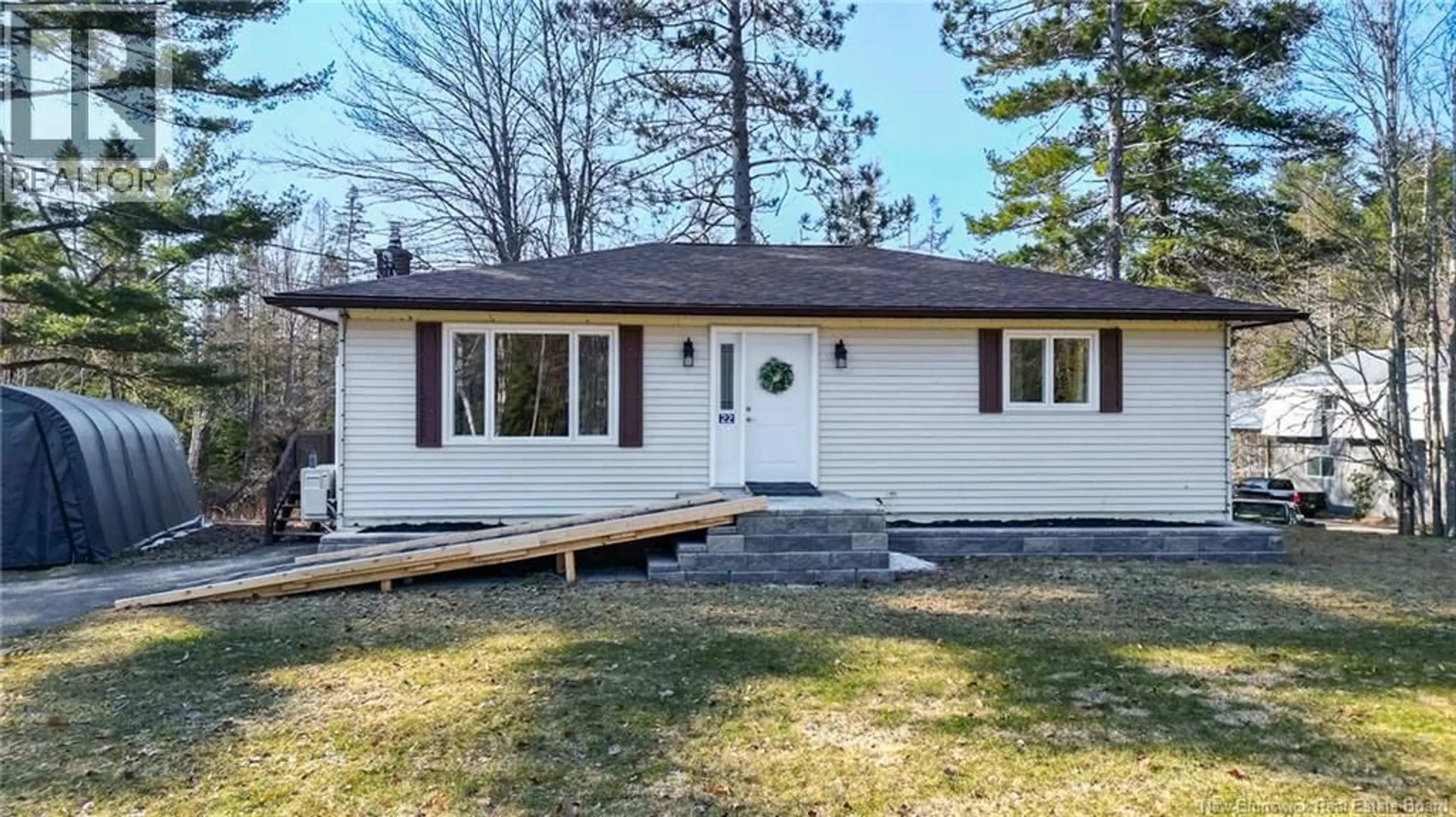 Home with vinyl exterior material, street for 22 MAST ROAD, Tracyville New Brunswick E5L2W1