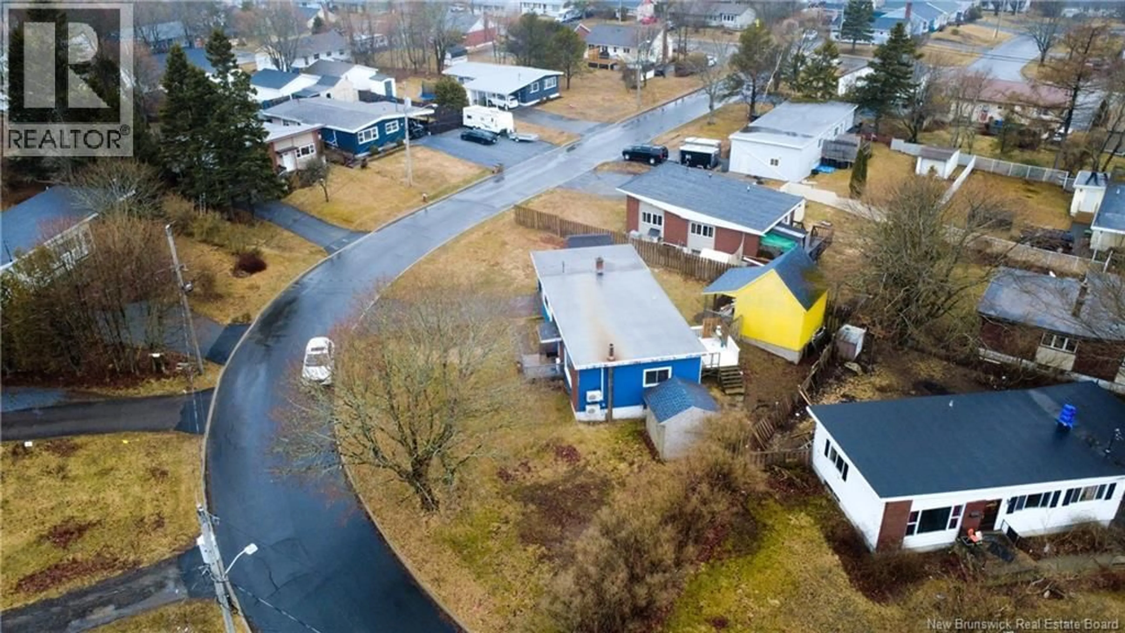 A pic from outside/outdoor area/front of a property/back of a property/a pic from drone, street for 22 KNOX COURT, Saint John New Brunswick E2J3H3