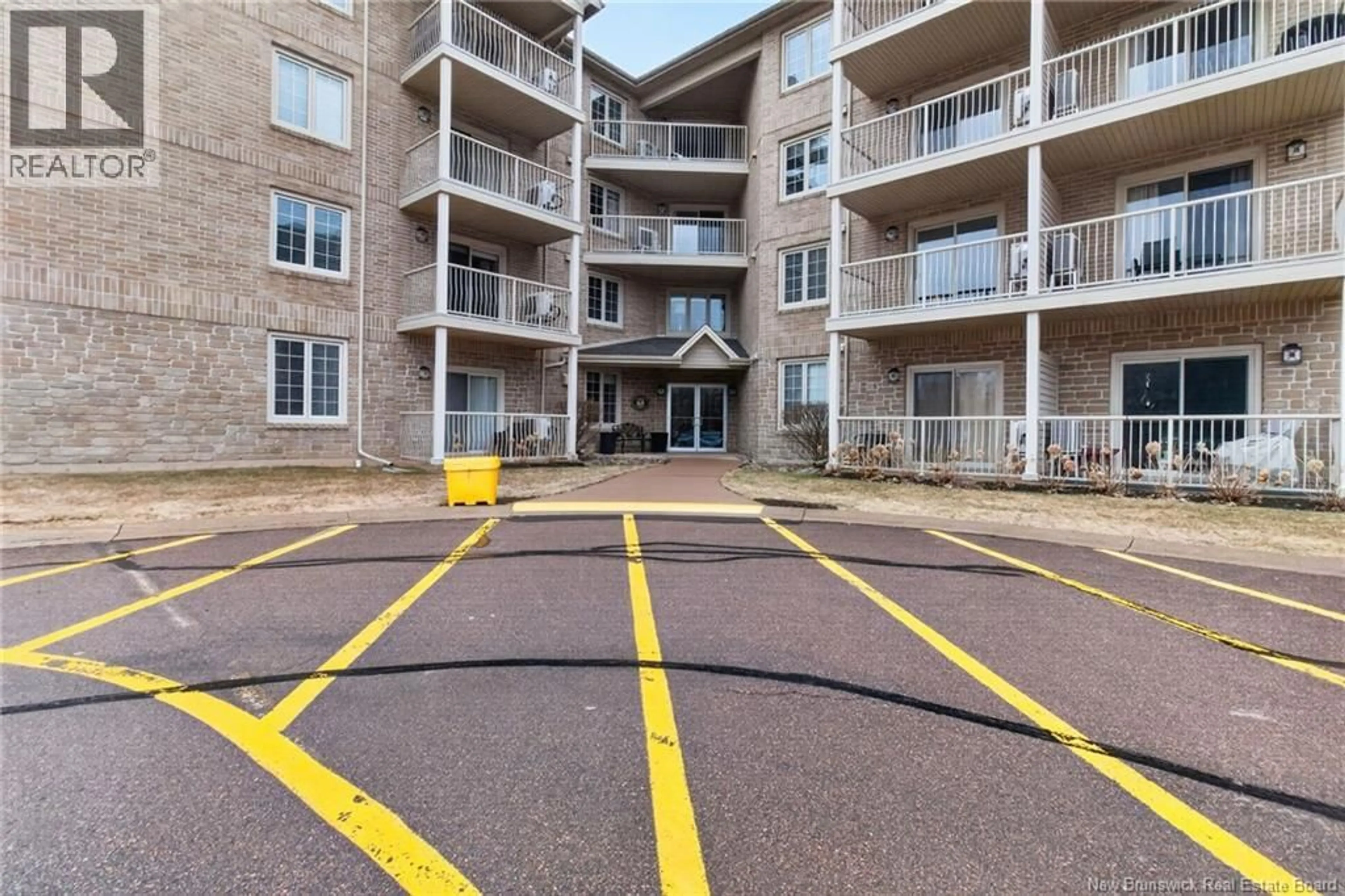 Unknown for 402 - 65 DIAMOND HEAD COURT, Moncton New Brunswick E1G0V6