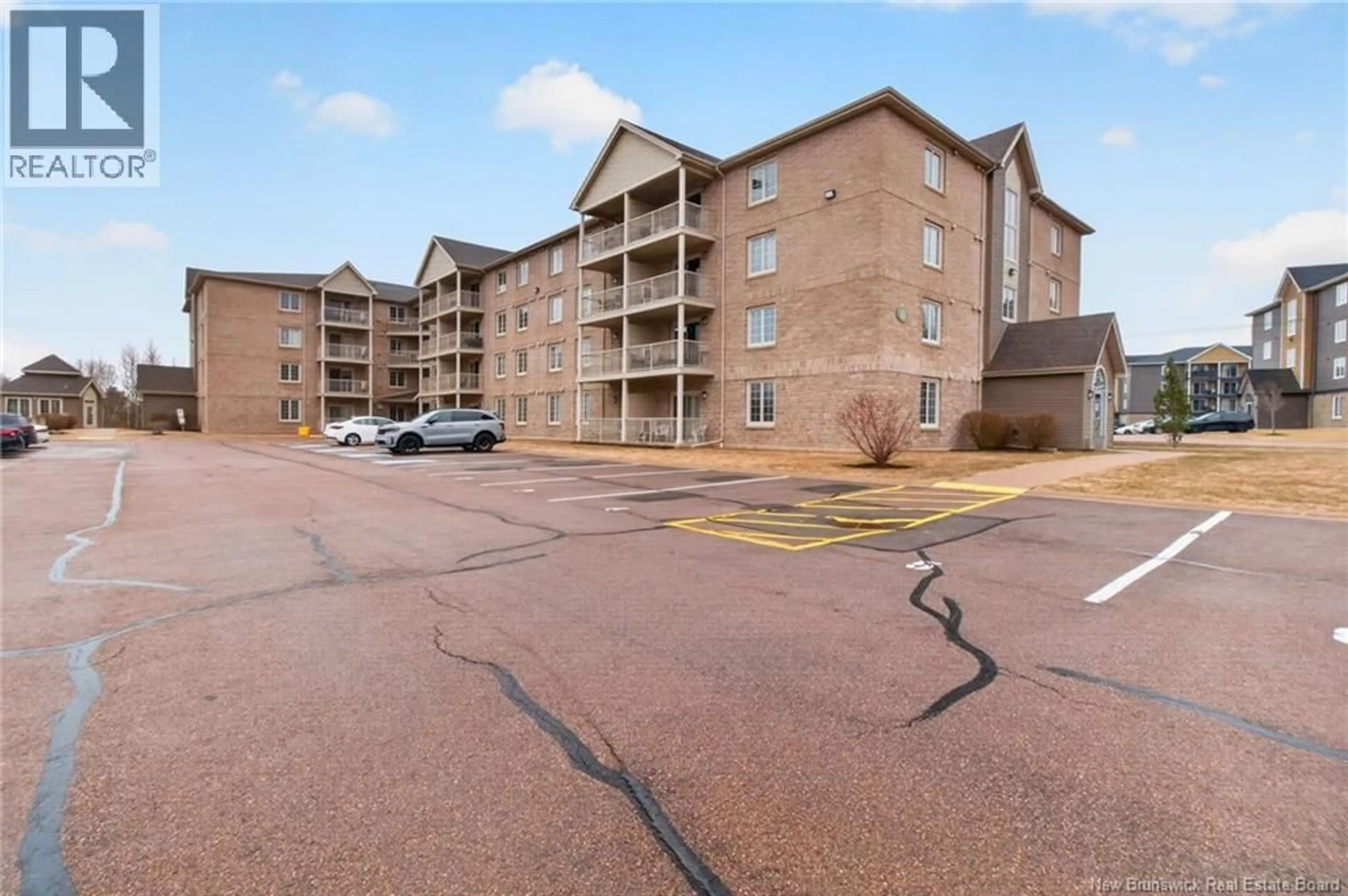 Unknown for 402 - 65 DIAMOND HEAD COURT, Moncton New Brunswick E1G0V6