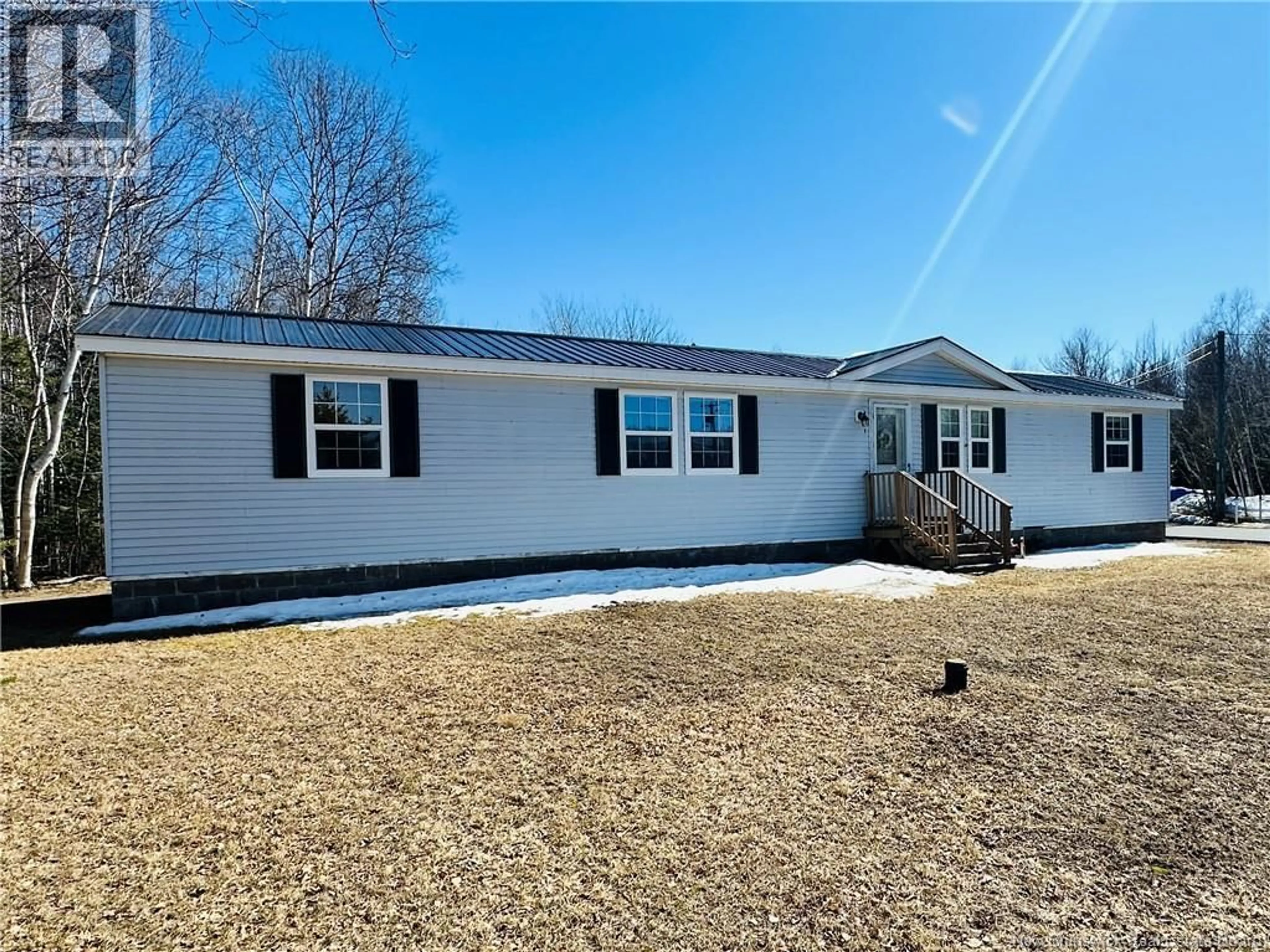 Home with vinyl exterior material, unknown for 5061 ROUTE 117 HWY, Baie-Sainte-Anne New Brunswick E9A1R1