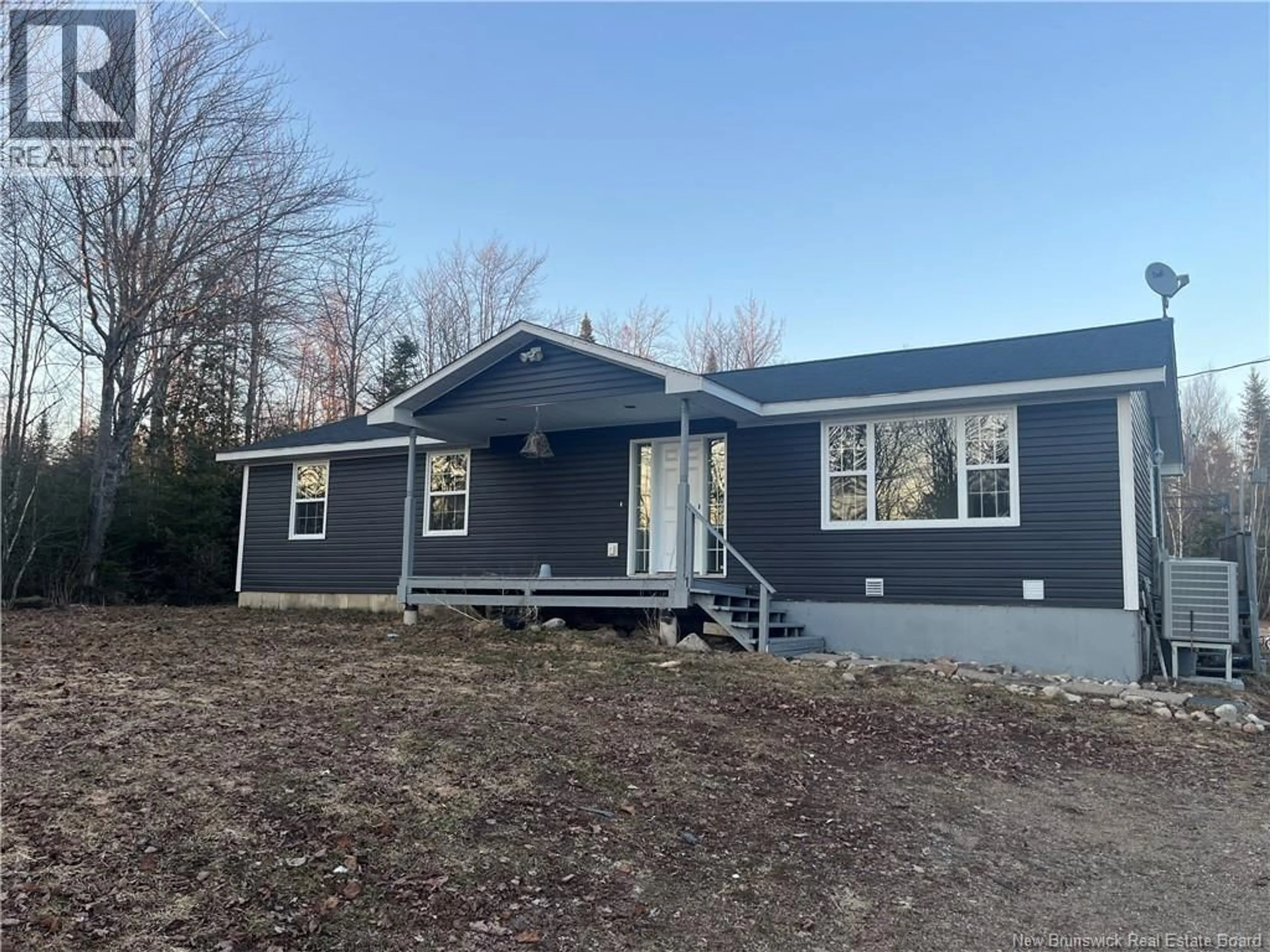 Home with vinyl exterior material, unknown for 24 COLE ROAD, Harvey New Brunswick E6K1T2