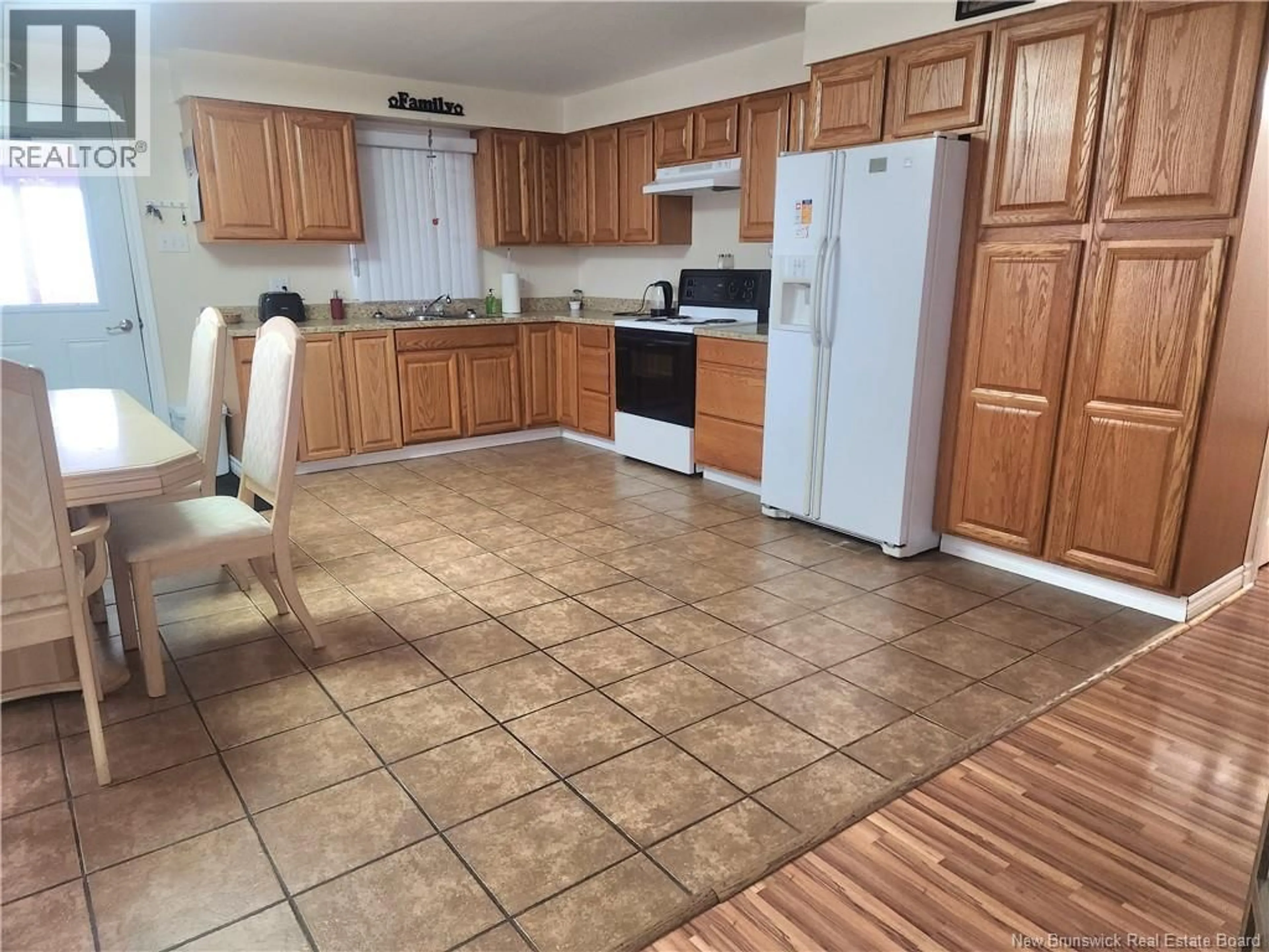 Standard kitchen, ceramic/tile floor for 613 MADAWASKA ROAD, Grand-Sault/Grand Falls New Brunswick E3Y1A1