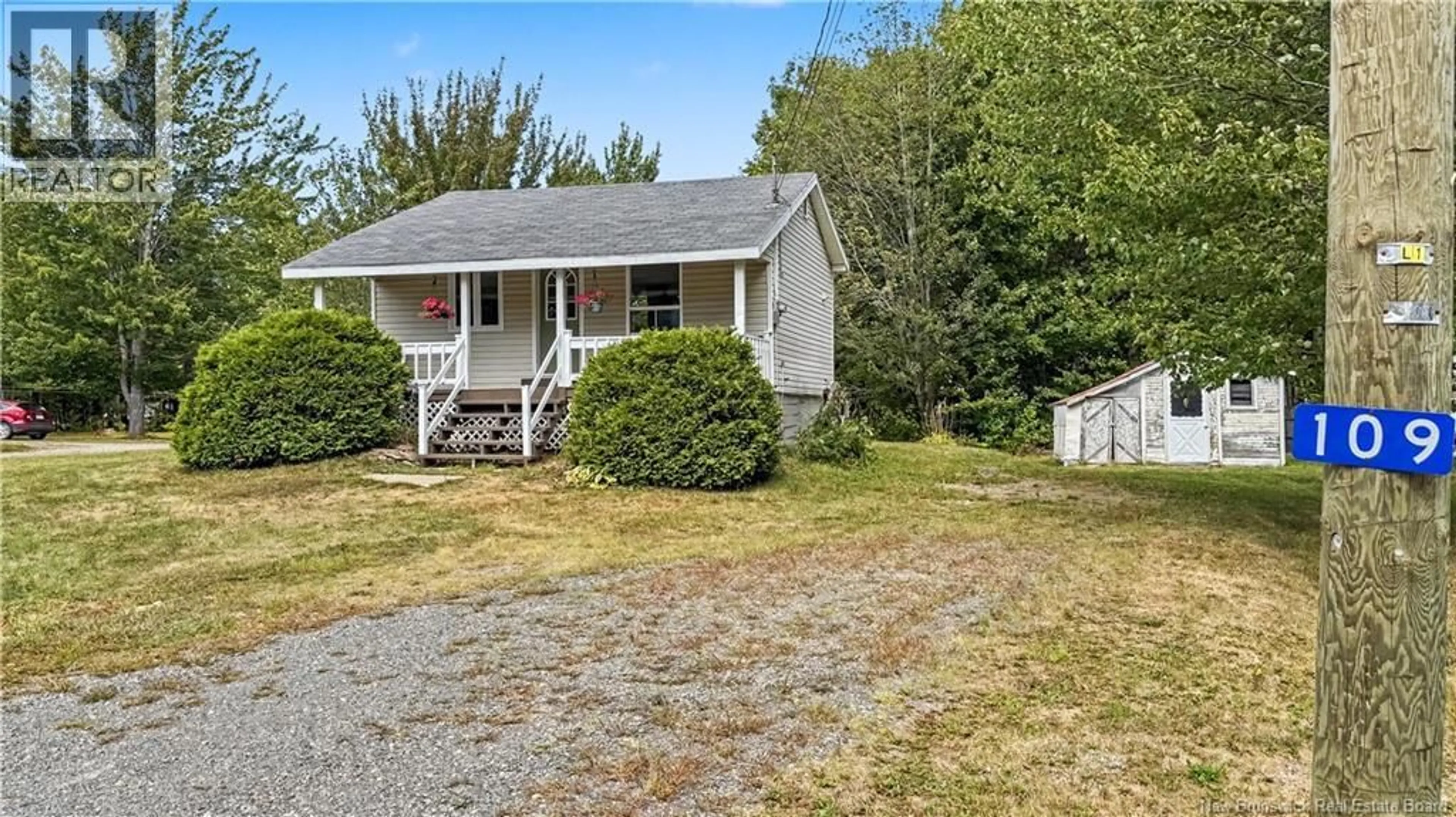 A pic from outside/outdoor area/front of a property/back of a property/a pic from drone, street for 109 MOISE, Rogersville New Brunswick E4Y1T7