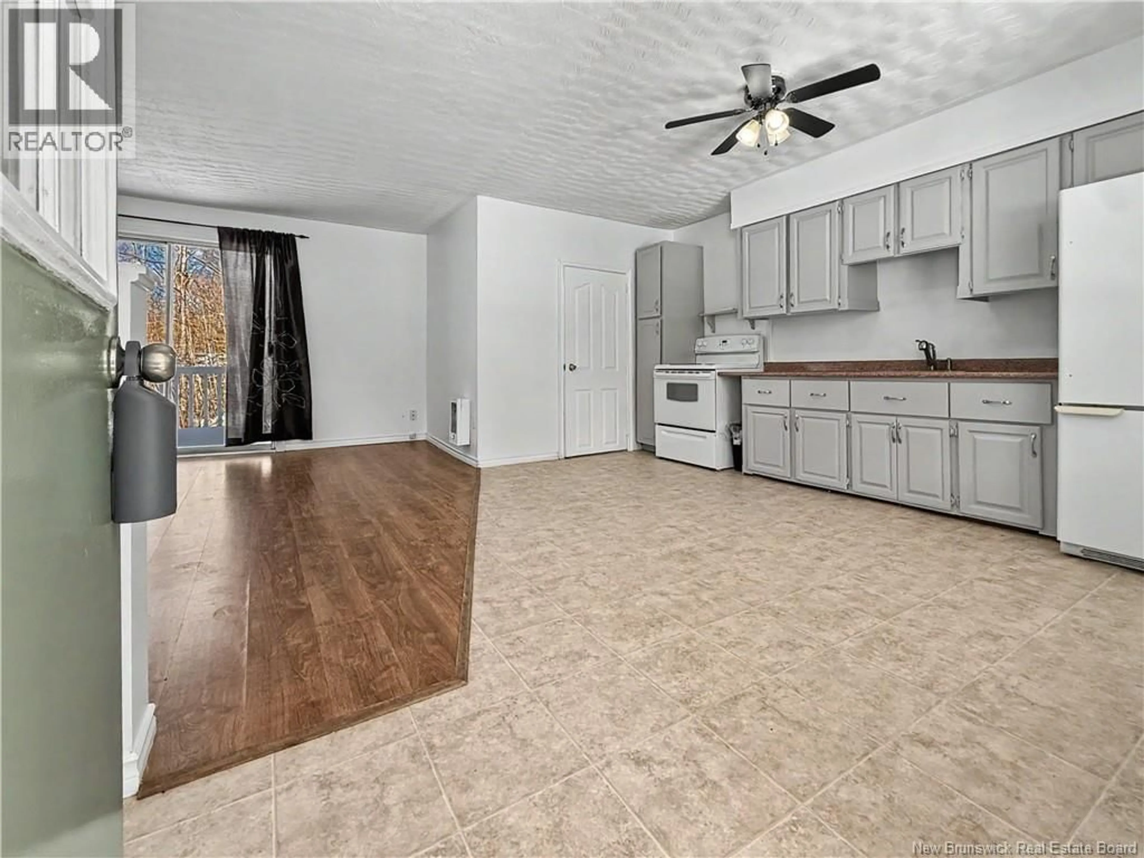 Open concept kitchen, unknown for 109 MOISE, Rogersville New Brunswick E4Y1T7