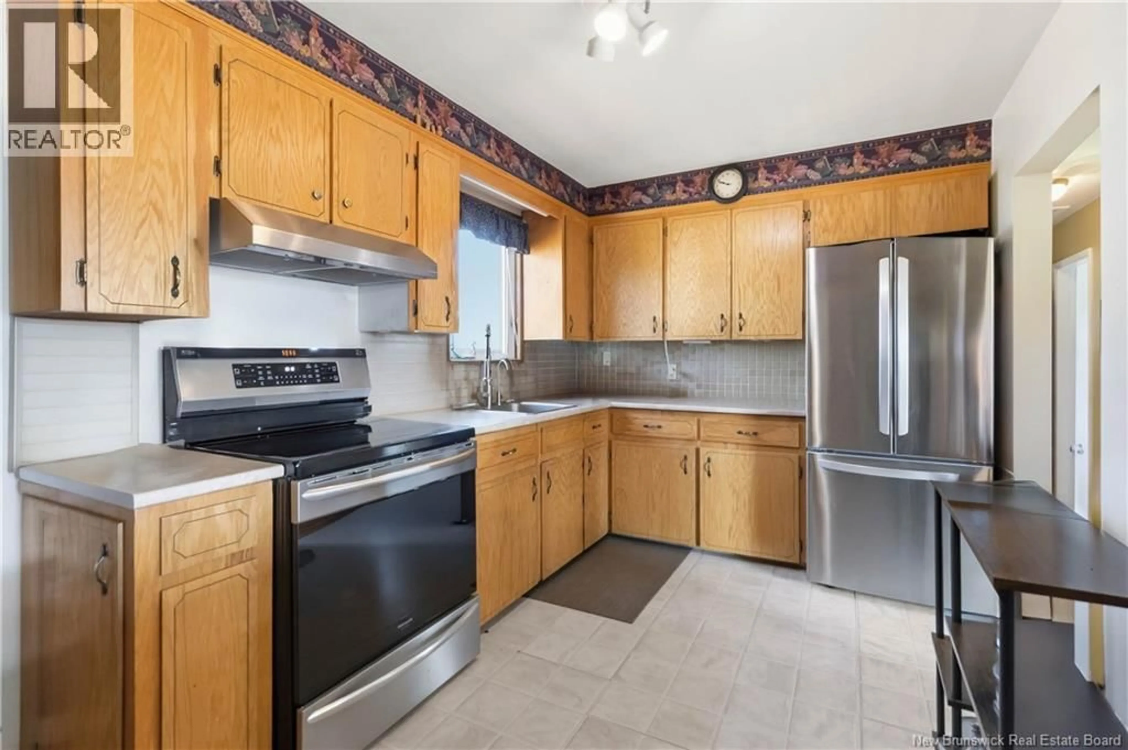 Standard kitchen, unknown for 206 MCKENZIE AVENUE, Moncton New Brunswick E1C7Z3