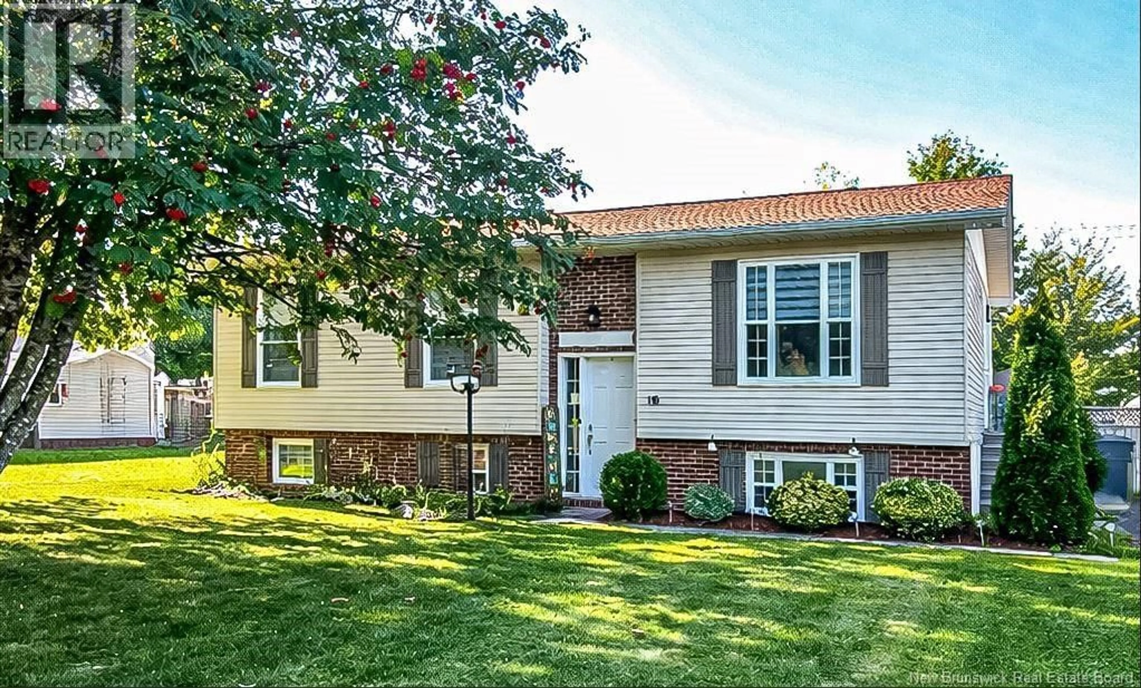 Home with vinyl exterior material, street for 16 DOHERTY STREET, New Maryland New Brunswick E3C1C3