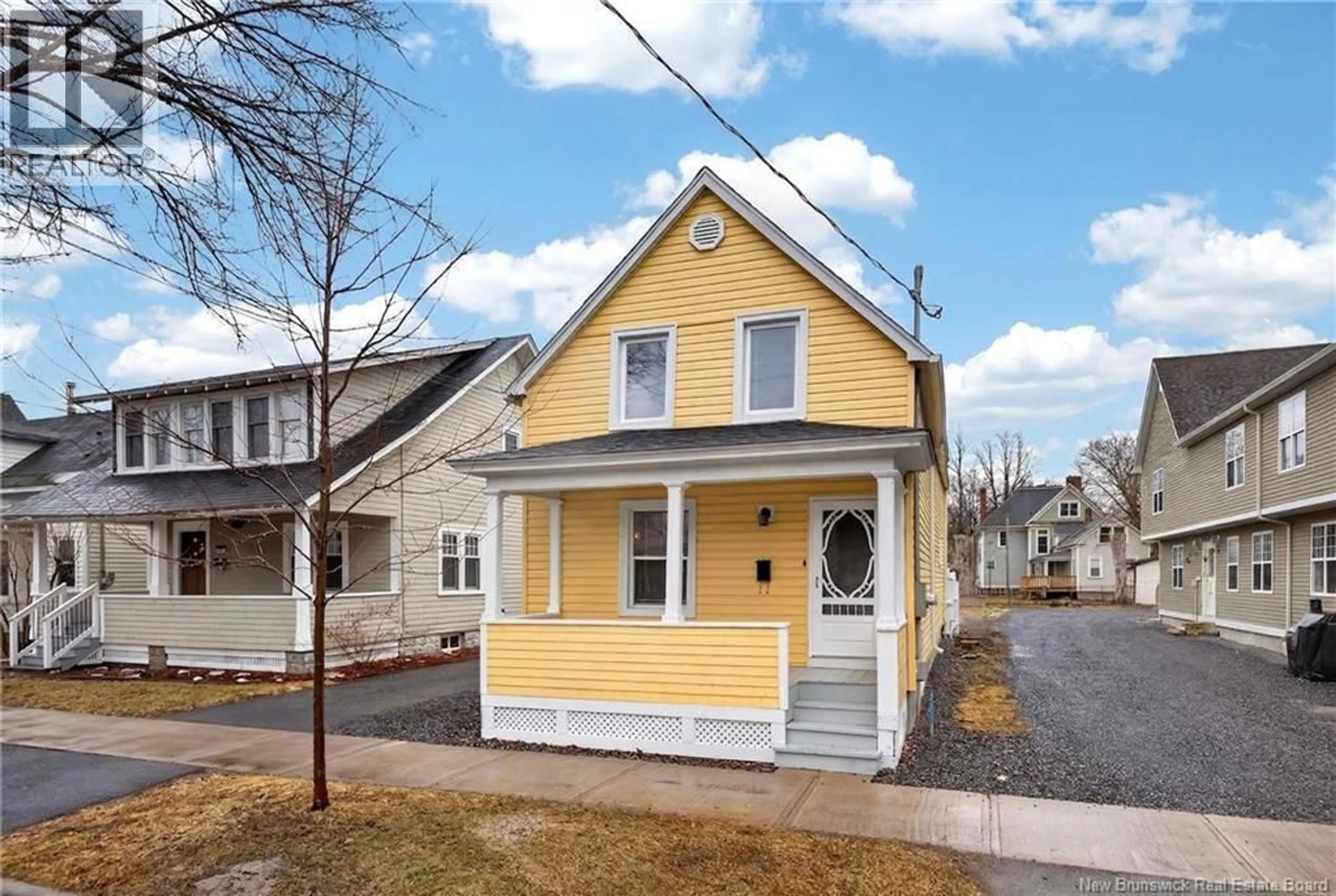 Home with vinyl exterior material, street for 258 CHARLOTTE STREET, Fredericton New Brunswick E3B1L4