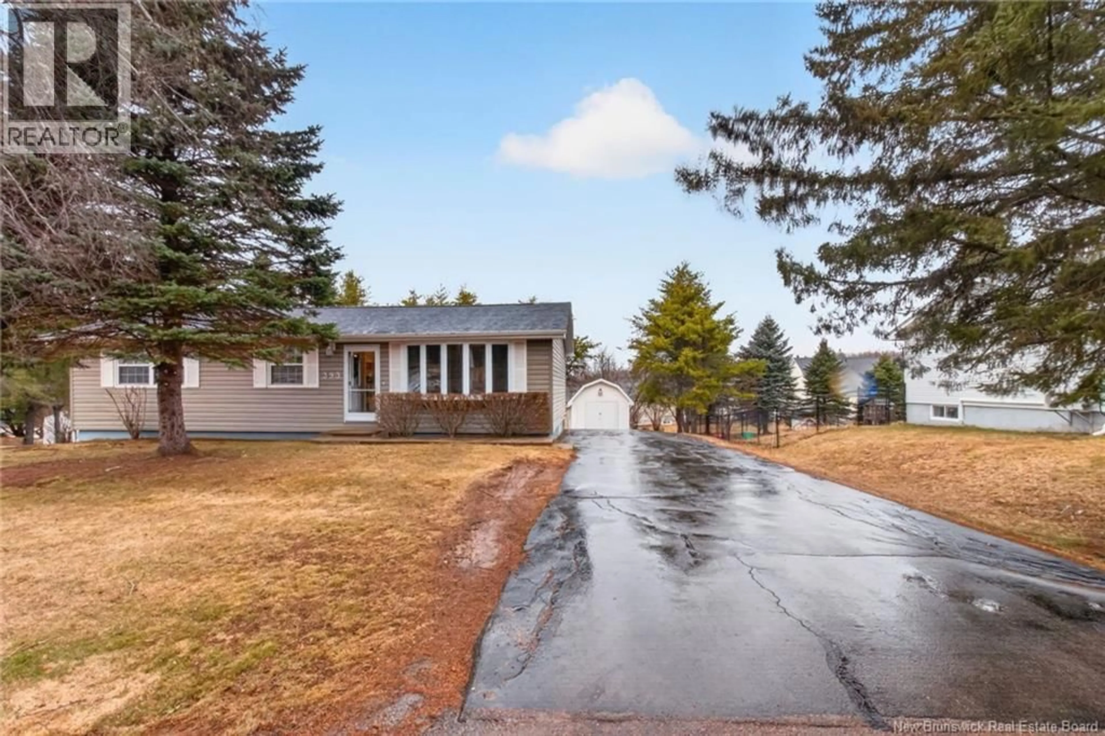 Unknown for 393 MARGUERITE STREET, Dieppe New Brunswick E1A7N7