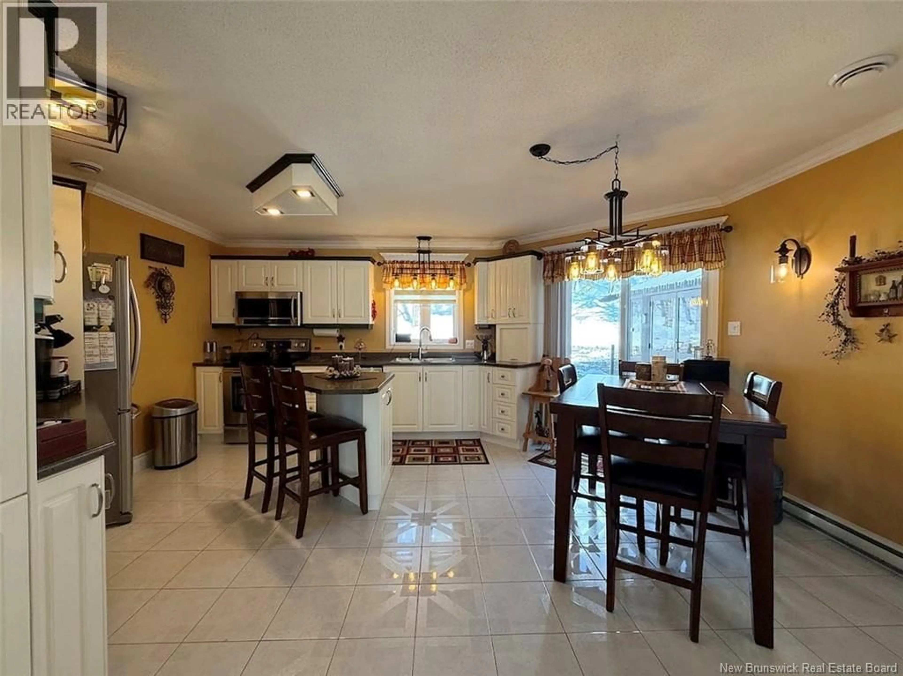 Open concept kitchen, ceramic/tile floor for 56 DES GOUVERNEURS STREET, Edmundston New Brunswick E3V4H5