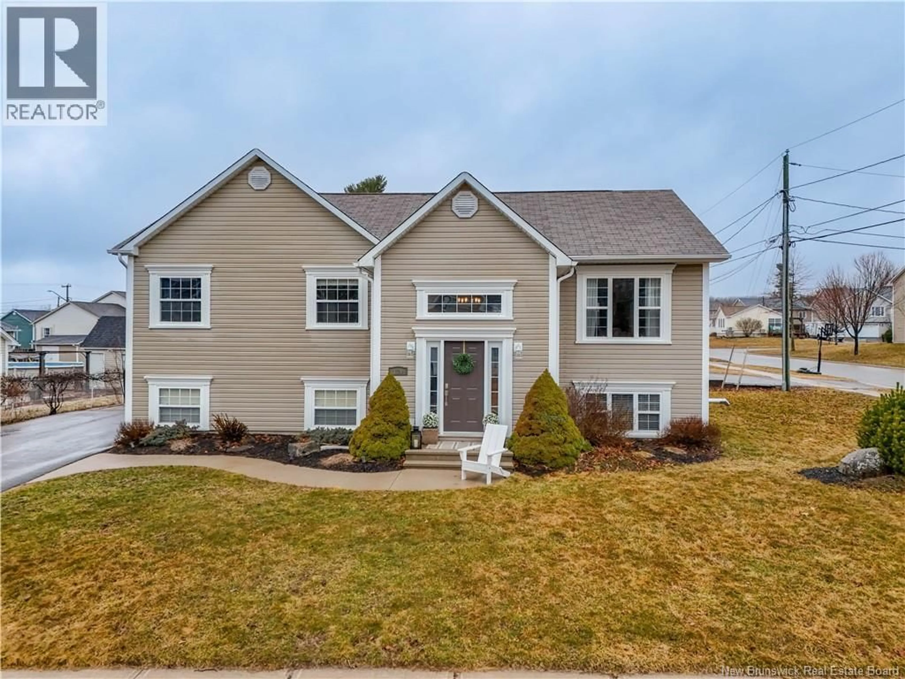 Home with vinyl exterior material, street for 129 JAMES STREET, Fredericton New Brunswick E3G0N9