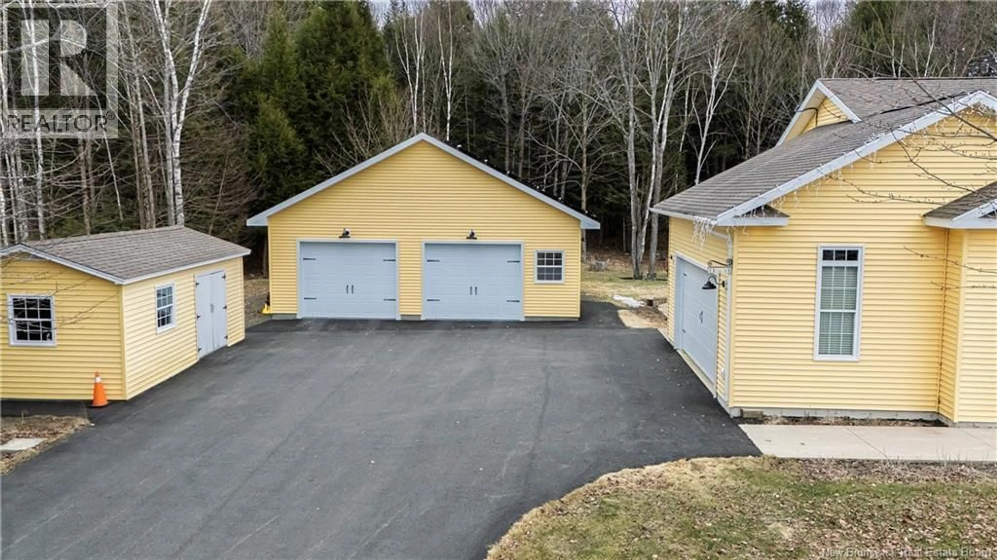 Indoor garage for 144 COUNTRY WOOD LANE, Richibucto Road New Brunswick E3A0Y6