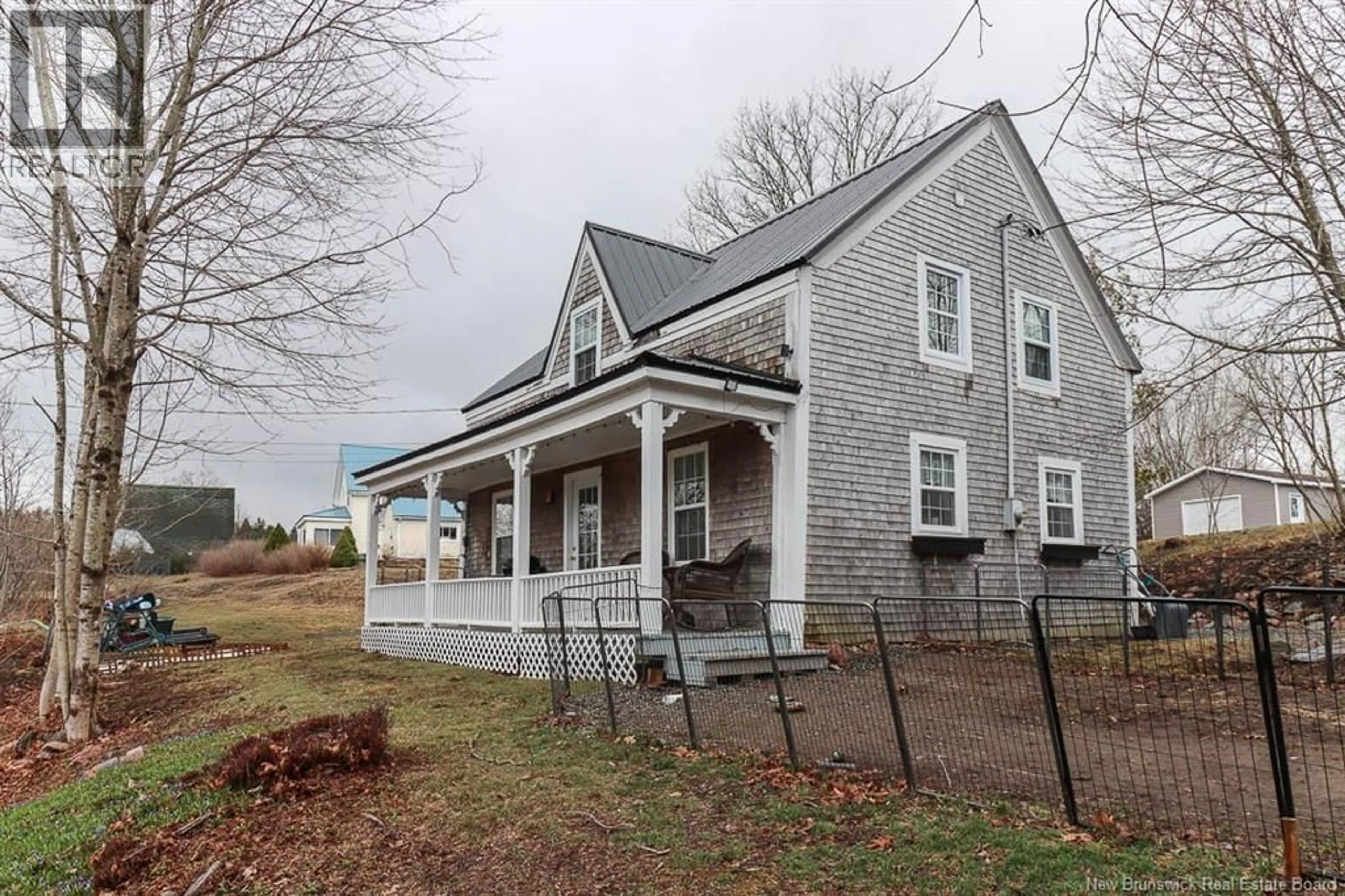 A pic from outside/outdoor area/front of a property/back of a property/a pic from drone, building for 10 PANCAKE HILL RD, St George New Brunswick E5C3K9