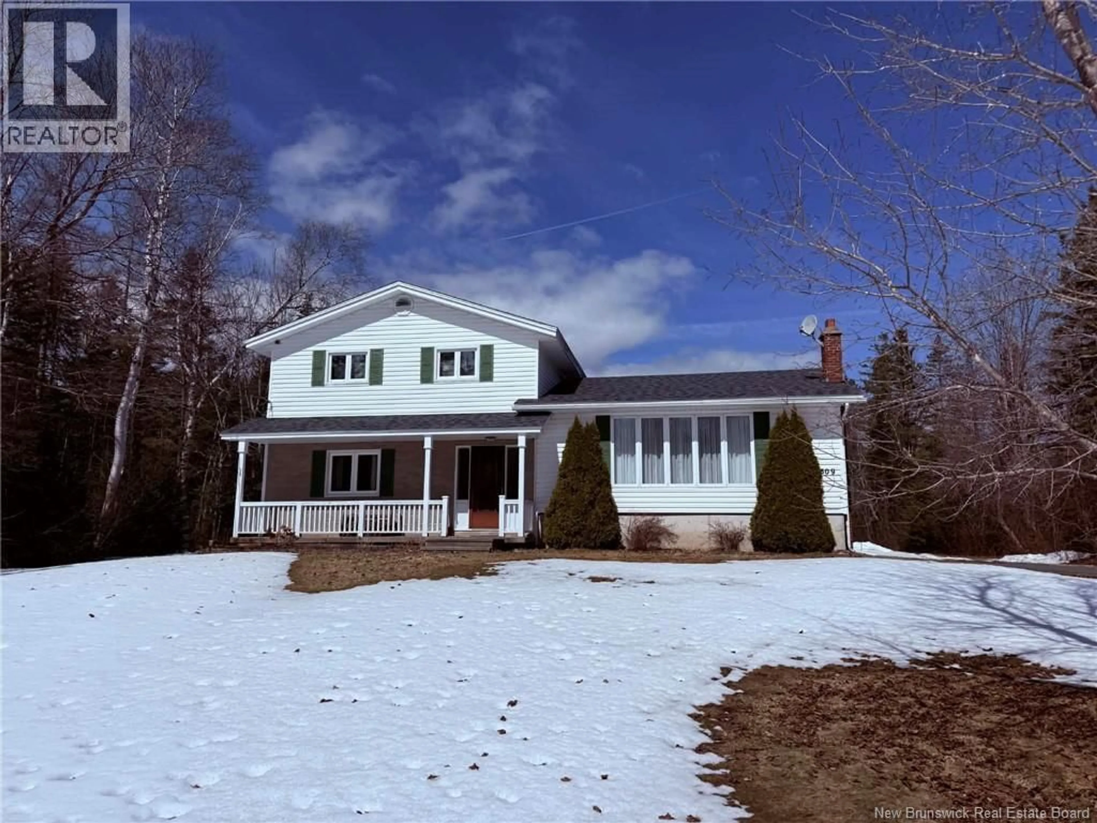 Home with vinyl exterior material, street for 309 MCKINNON ROAD, Miramichi New Brunswick E1V5Y8