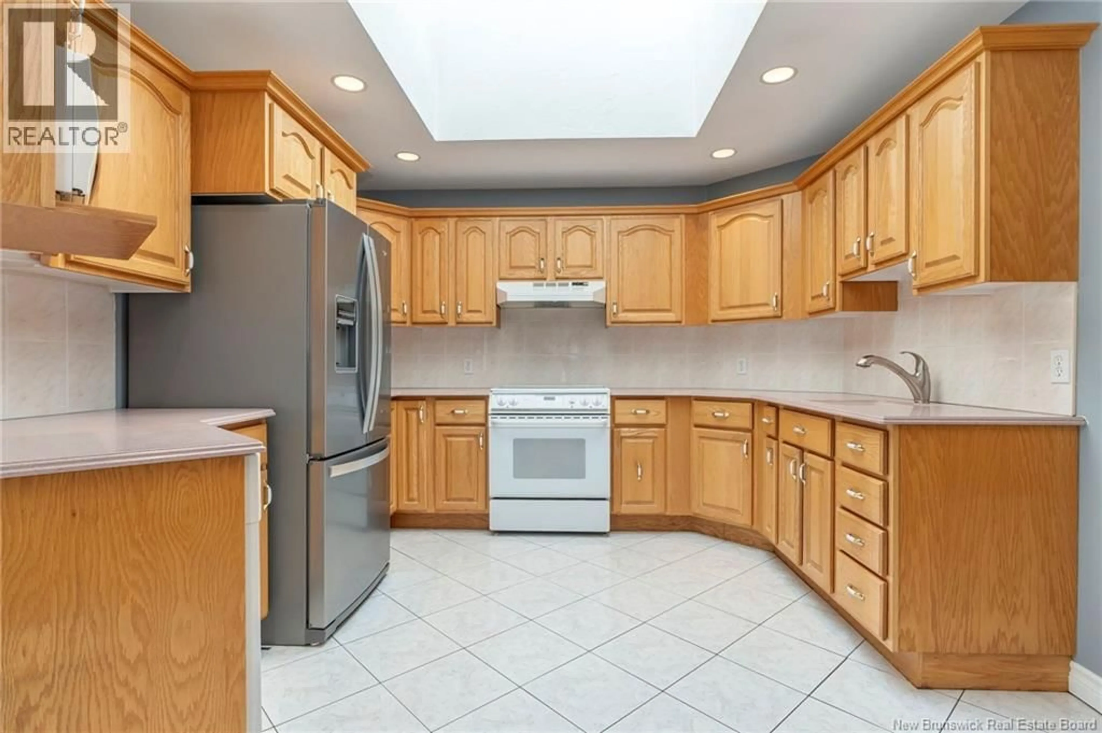 Standard kitchen, ceramic/tile floor for 951 RYAN STREET, Moncton New Brunswick E1G2W1
