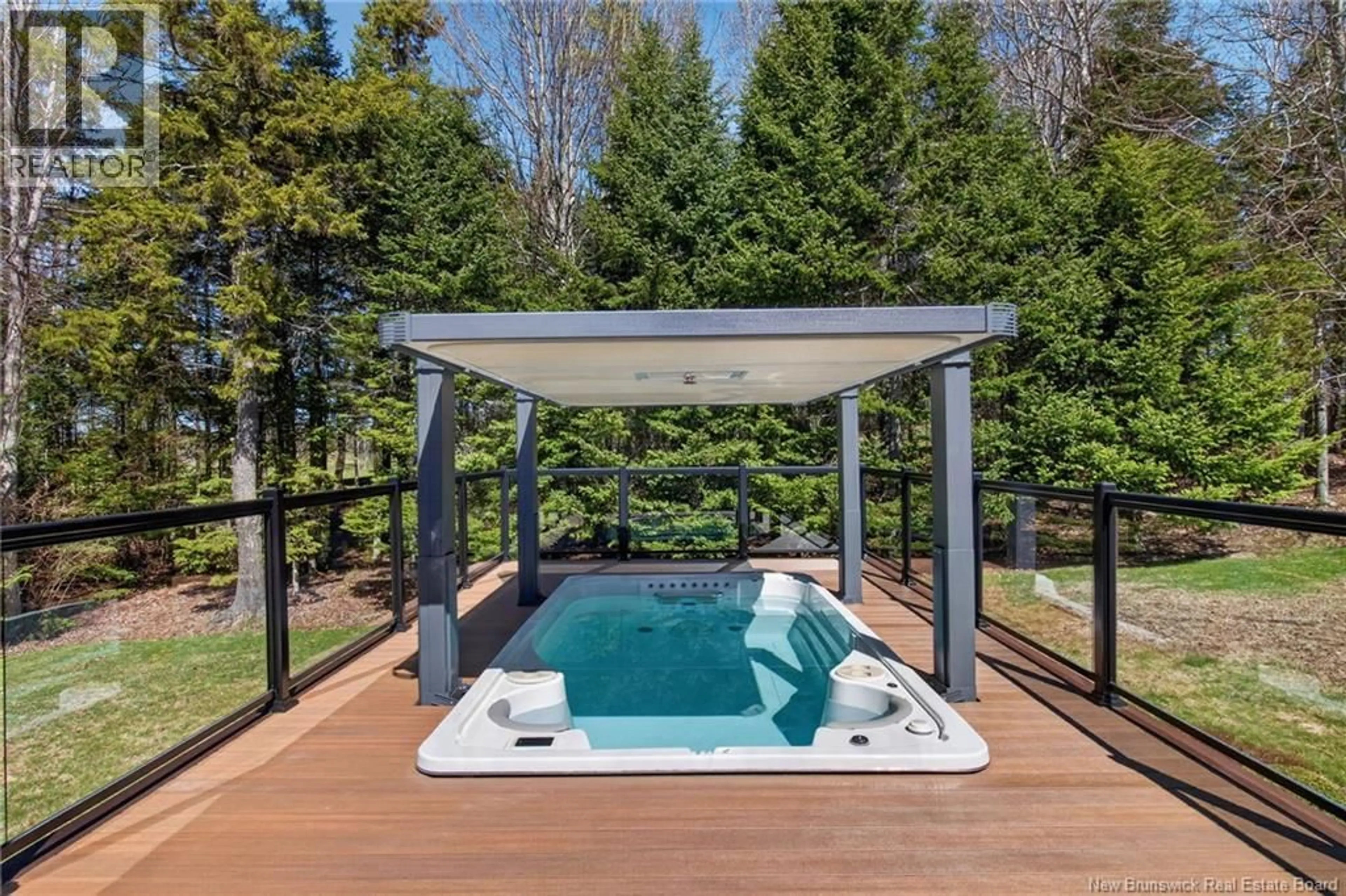 Pool for 142 DU GOLF STREET, Dieppe New Brunswick E1A8J6