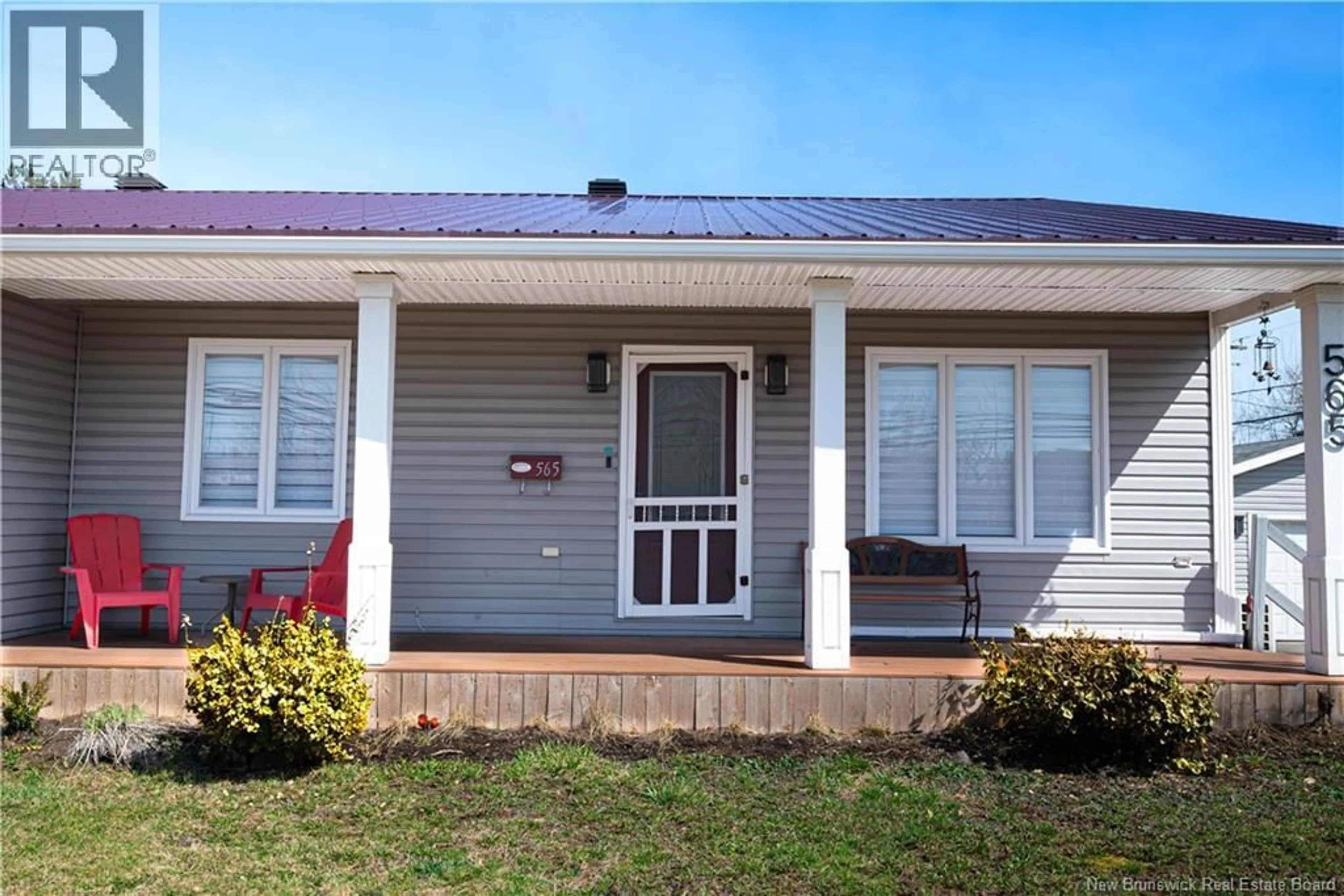 Home with vinyl exterior material, unknown for 565 HILLSBOROUGH, Riverview New Brunswick E1B3T8