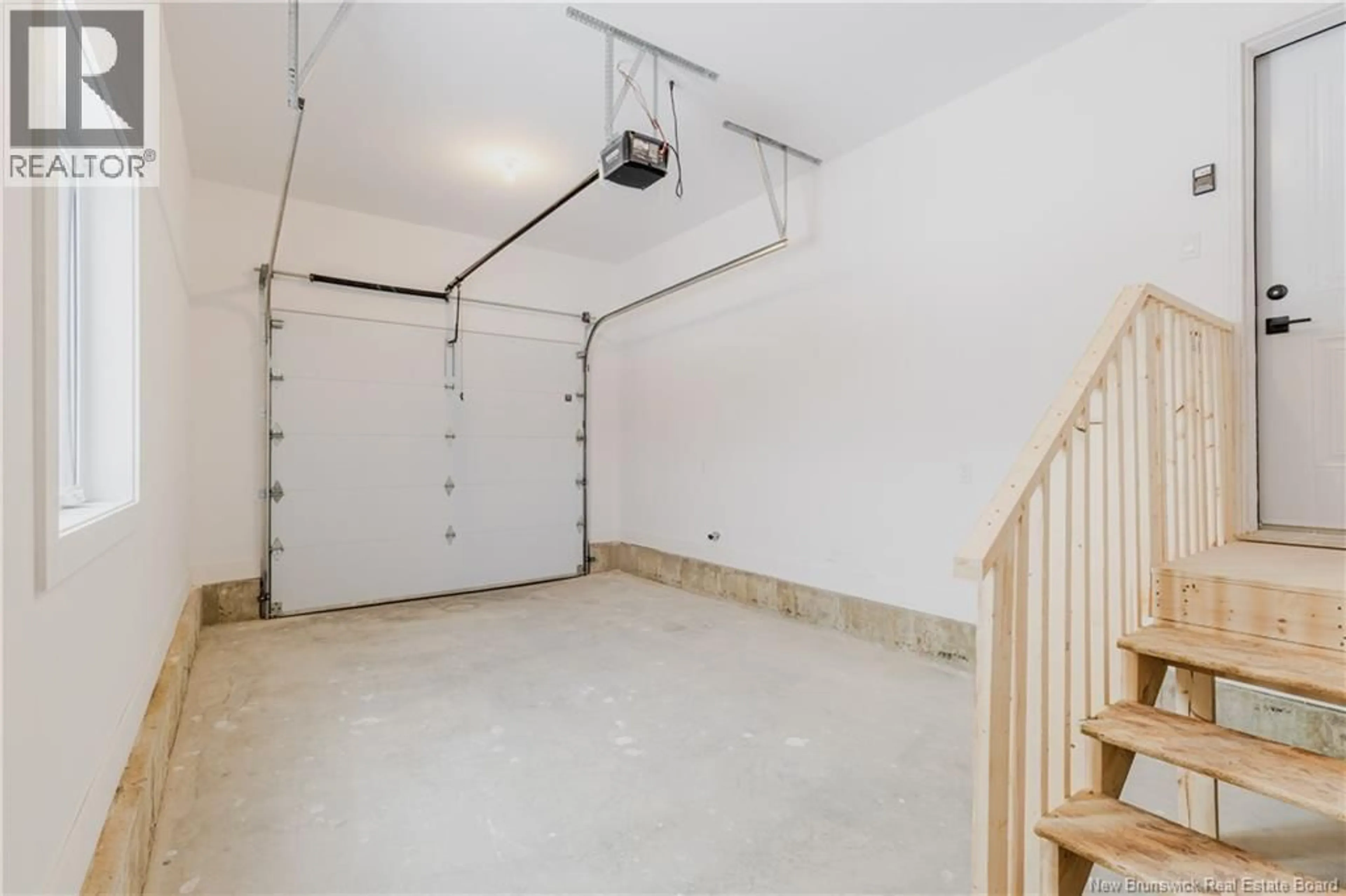 Indoor garage for 242 GILRIDGE DRIVE, Douglas New Brunswick E3G0A2