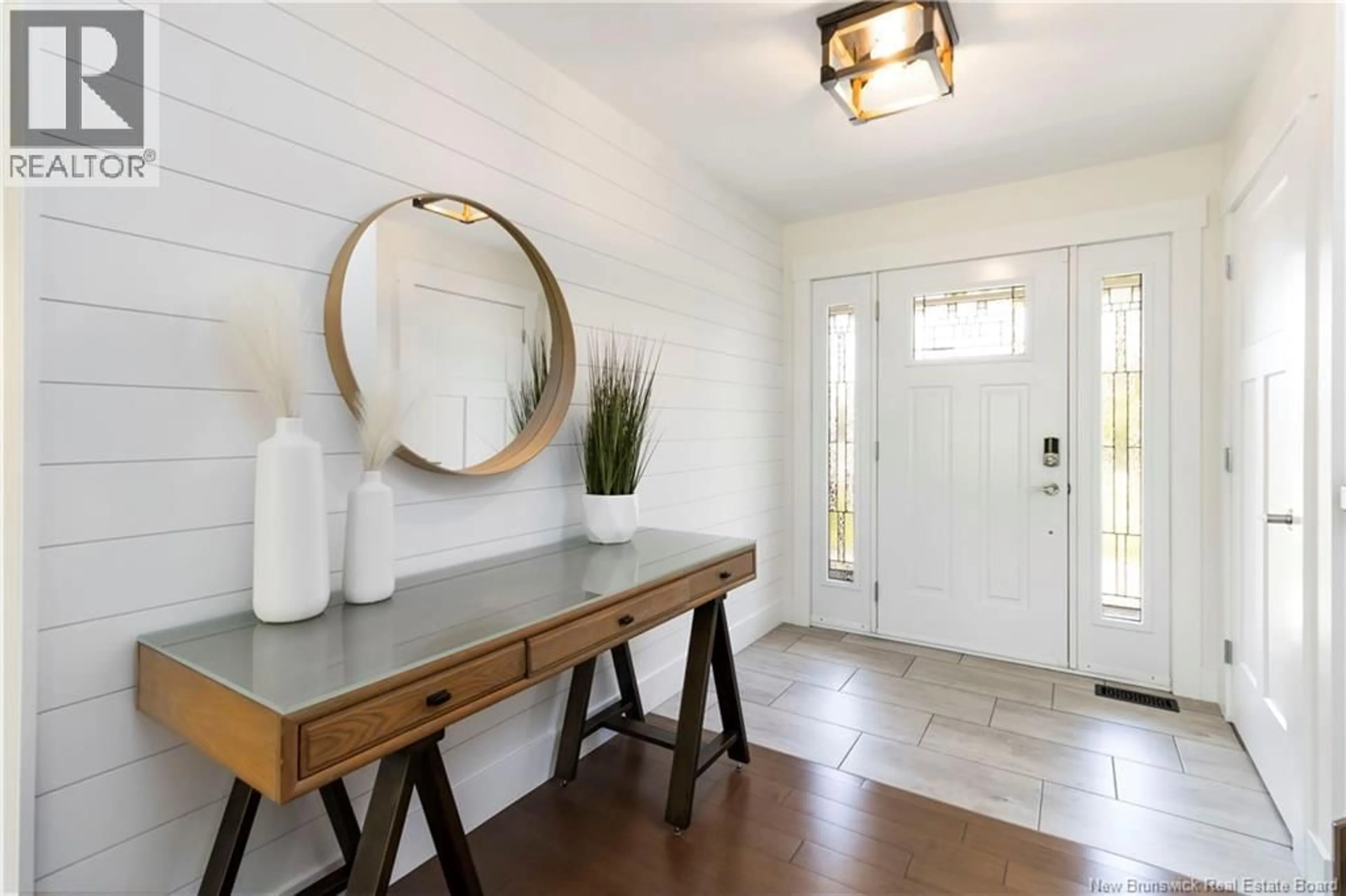 Indoor entryway for 455 DANOIS COURT, Dieppe New Brunswick E1A4Z6