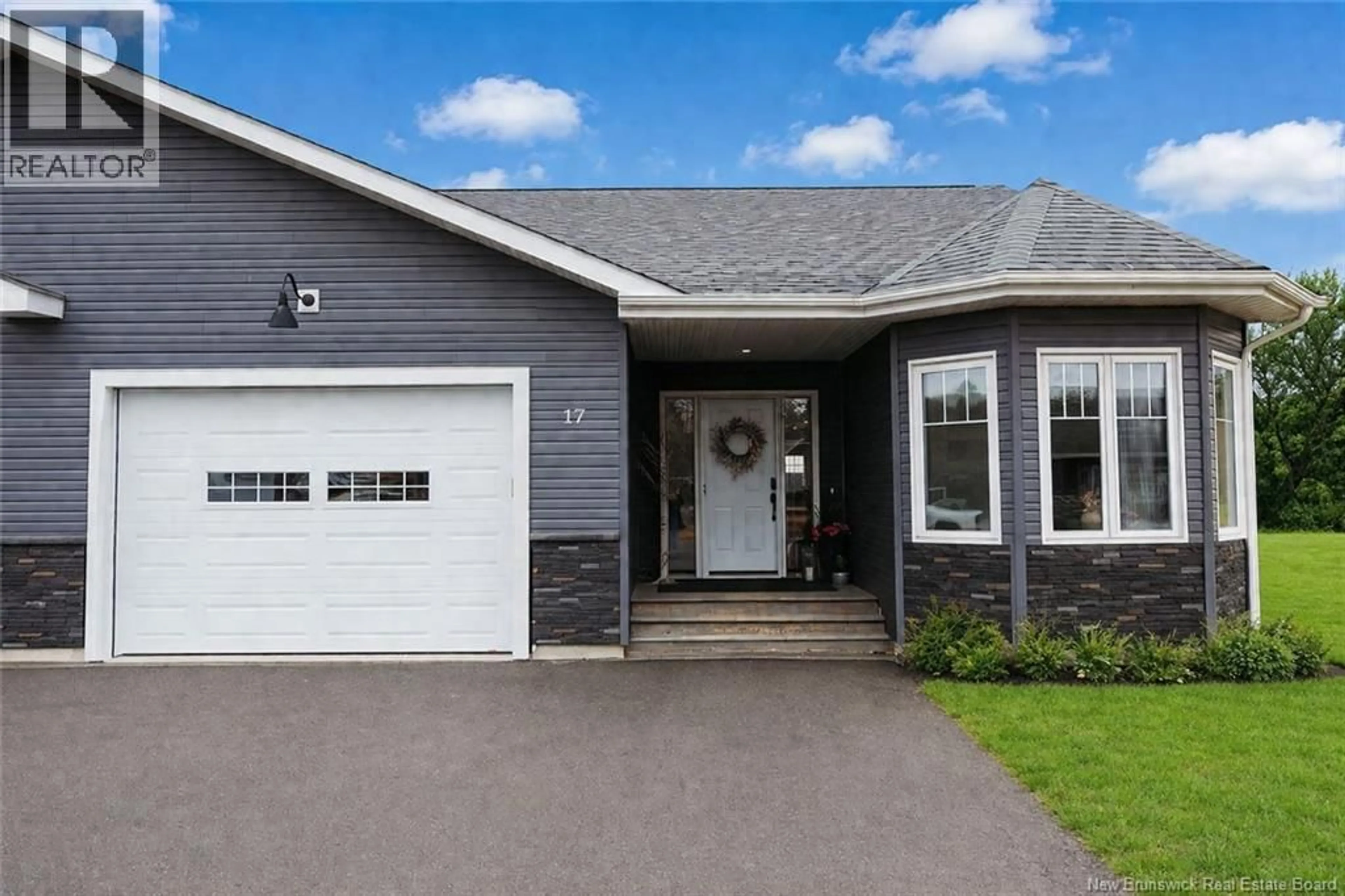 Home with vinyl exterior material, street for 17 NIGHTINGALE COURT, Florenceville-Bristol New Brunswick E7L0C6