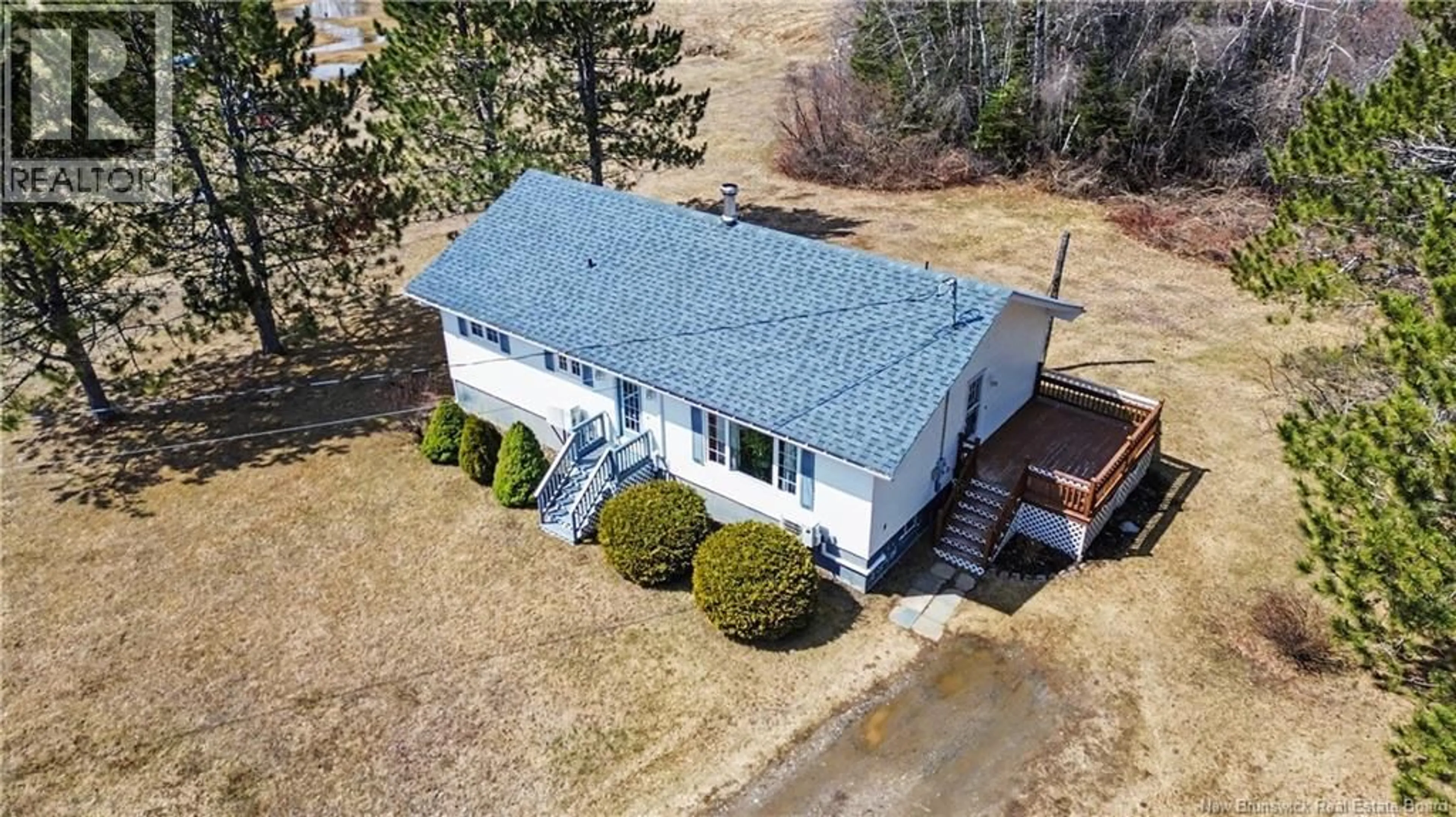 A pic from outside/outdoor area/front of a property/back of a property/a pic from drone, building for 4142 ROUTE 480, Acadieville New Brunswick E4Y1Z4