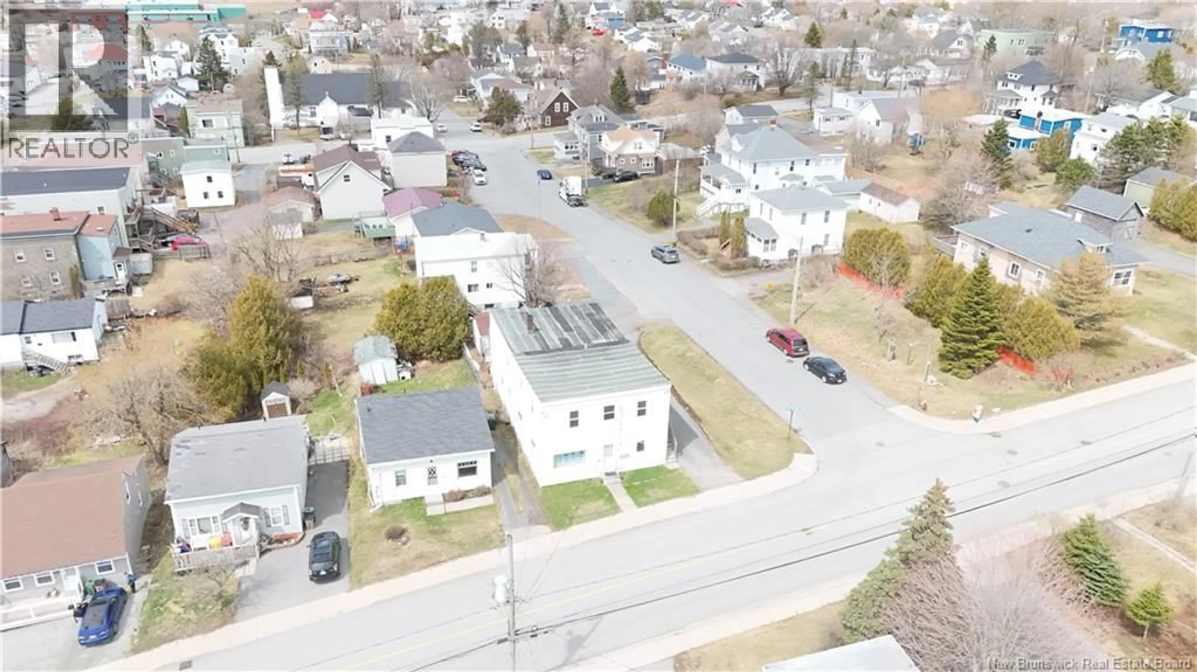 A pic from outside/outdoor area/front of a property/back of a property/a pic from drone, street for 45-47 MOUNT PLEASANT AVE, Saint John New Brunswick E2J1T1