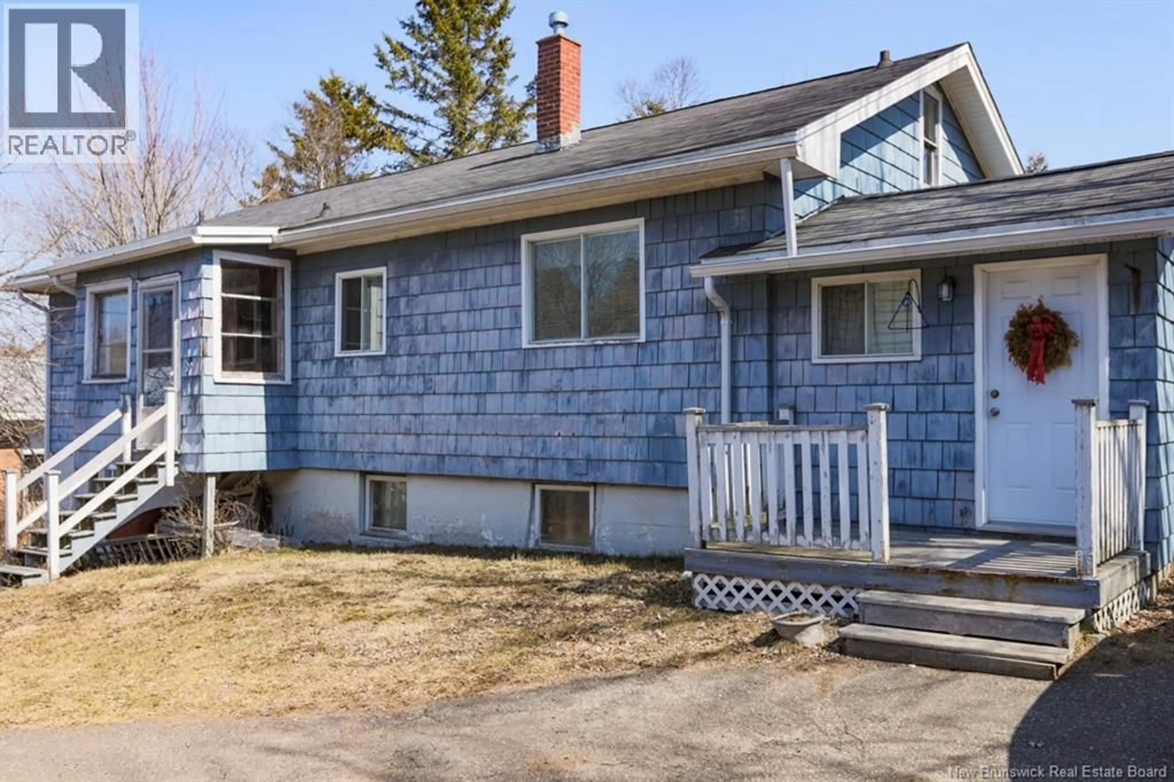 Home with vinyl exterior material, street for 353 MILLIDGE AVENUE, Saint John New Brunswick E2K2N2