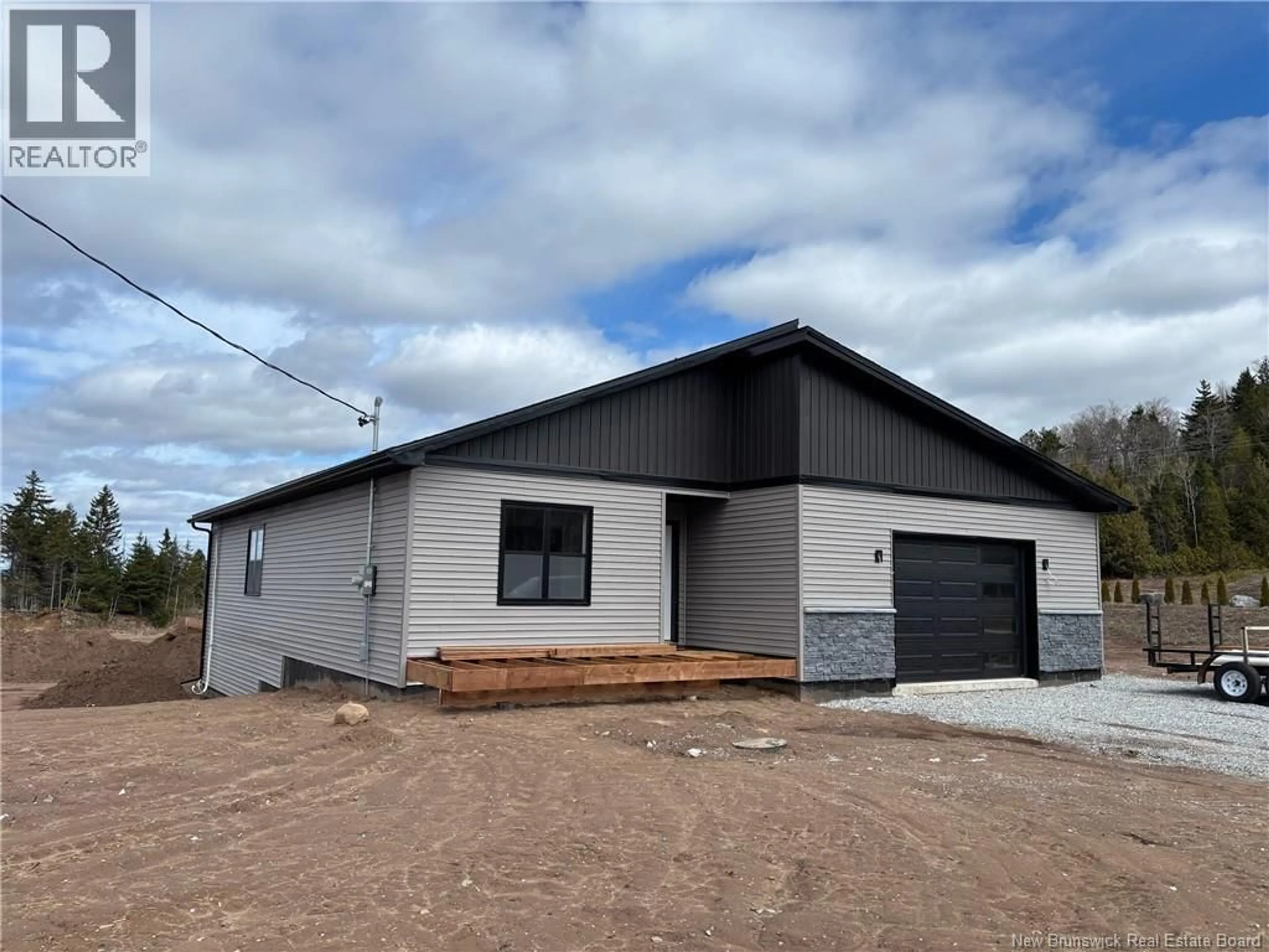 Unknown for 8 BELLBOTTOM WAY, Quispamsis New Brunswick E2G1Y9