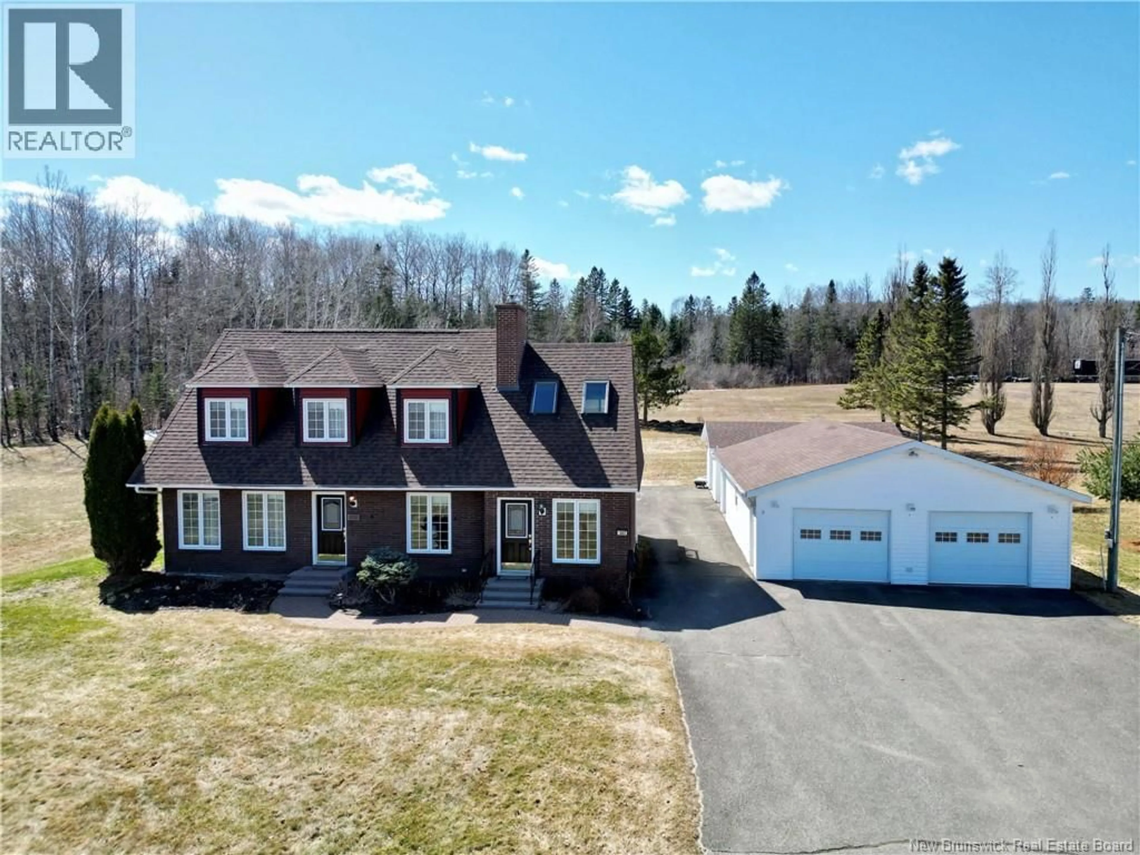 A pic from outside/outdoor area/front of a property/back of a property/a pic from drone, street for 367 MAIN STREET, Aroostook New Brunswick E7H2Z4